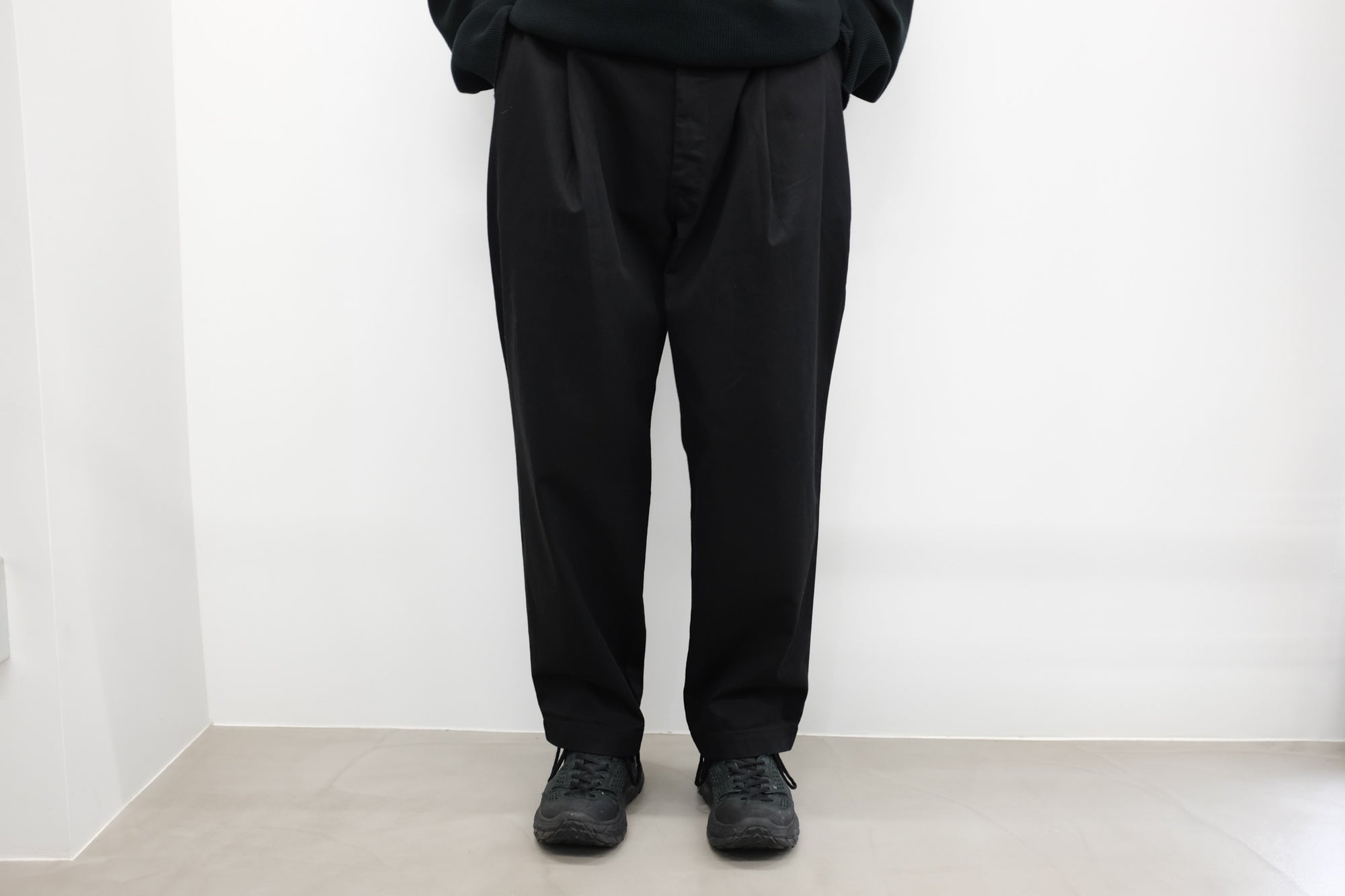 WILLY CHAVARRIA / WIDE LEG PLEATED CHINO