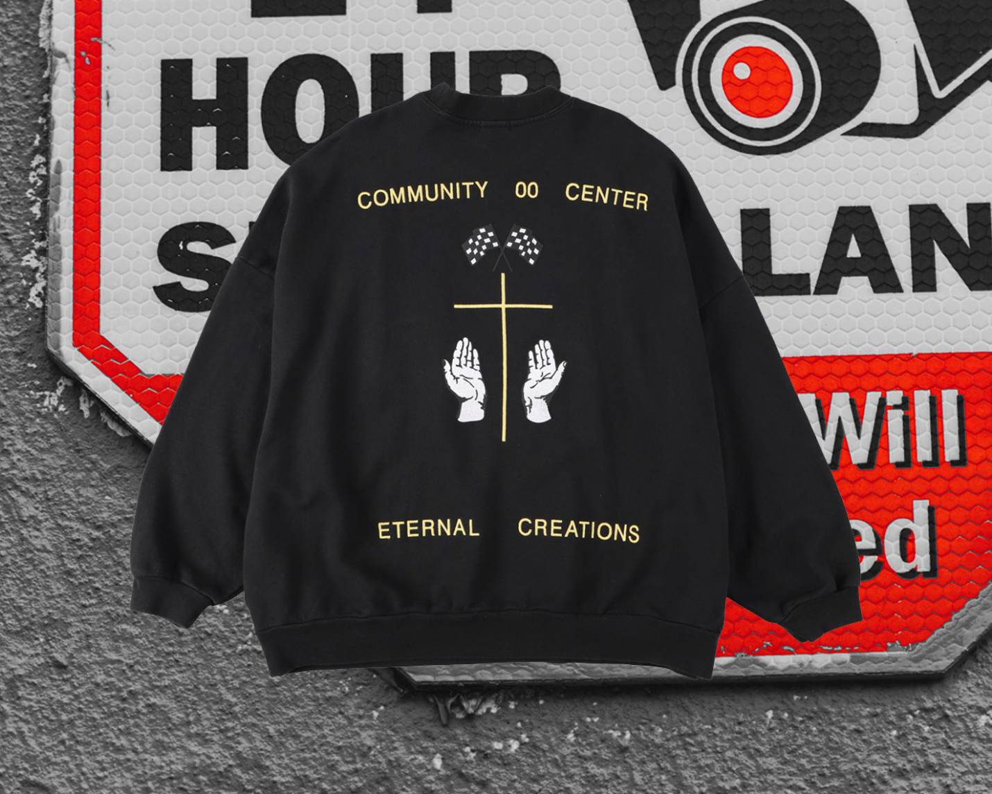 WILLY CHAVARRIA / HOOLIGAN CREW WITH PRINT