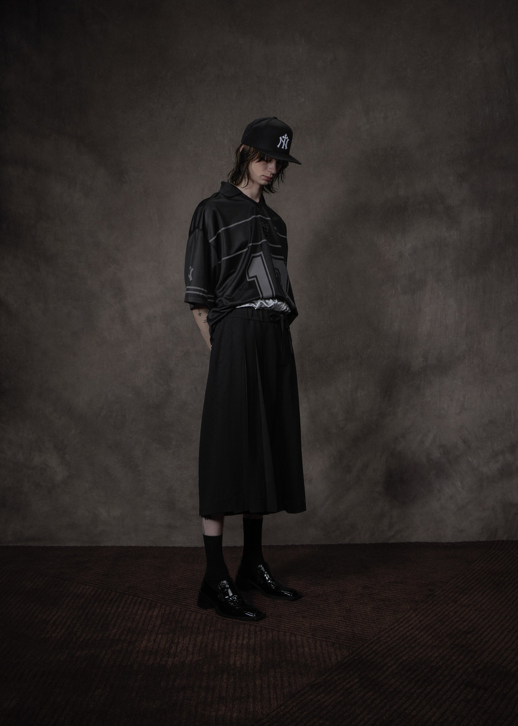 1313 SELAH / PAZ TAILORED PLEATS SHORTS BLACK