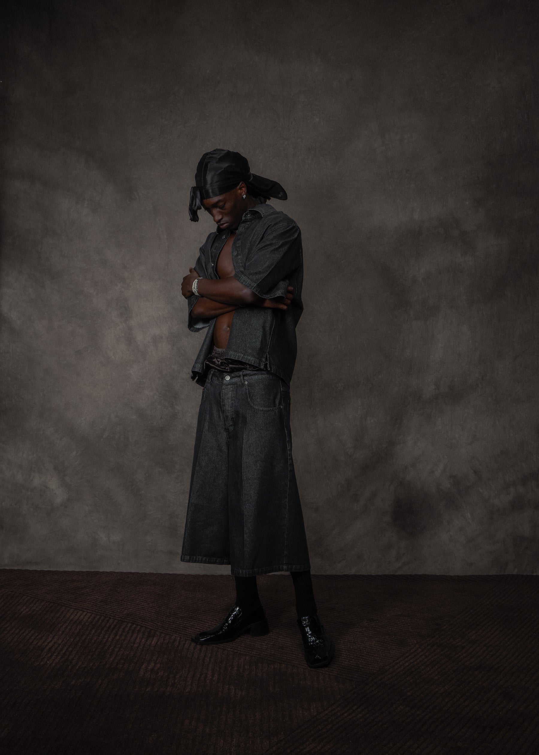 1313 SELAH / ANI DENIM SHIRT SHORTSLEEVED WASHED BLACK