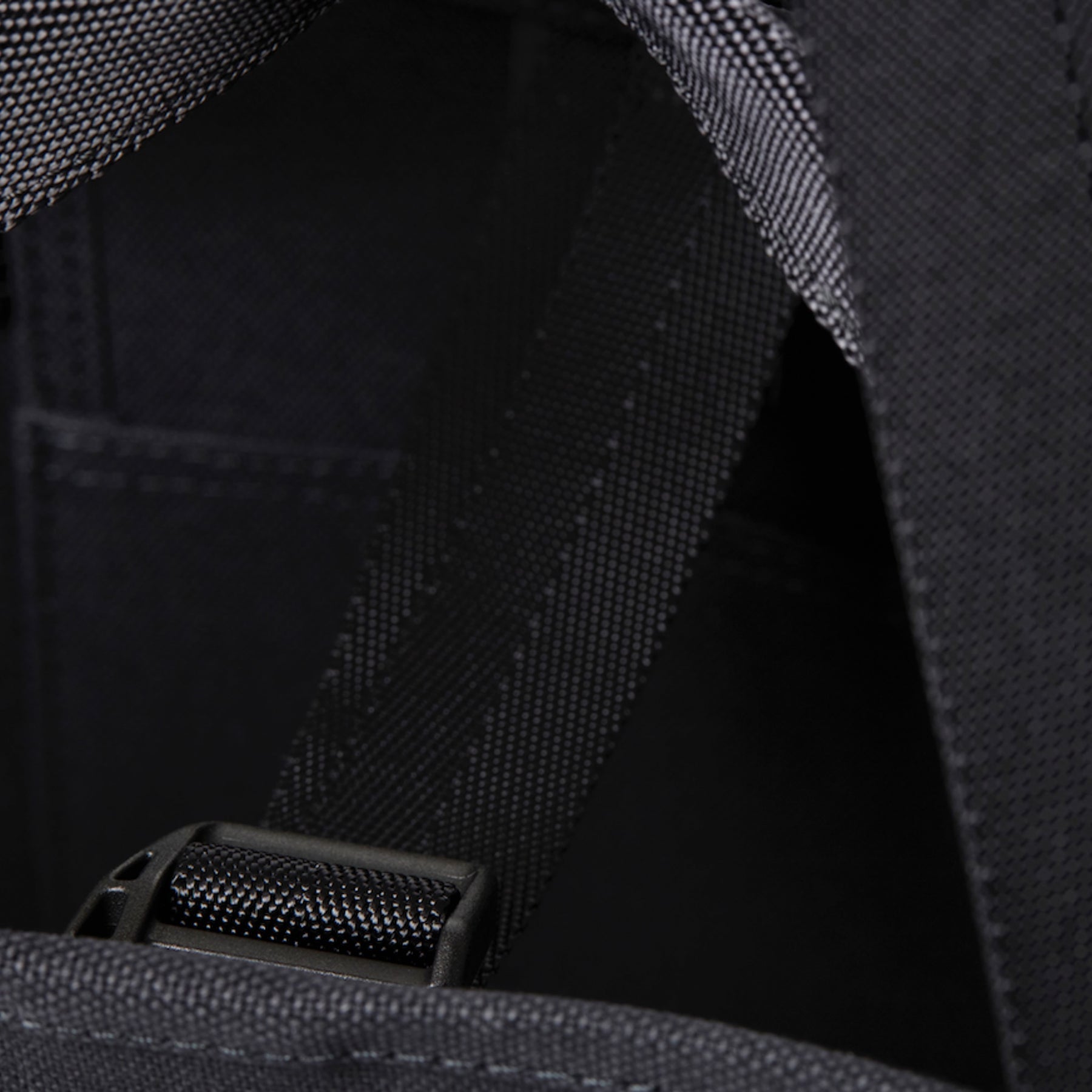 <span style="color: #ff2a00;">Last One</span> ALWAYTH / 1927 2WAY TOTE BAG Black