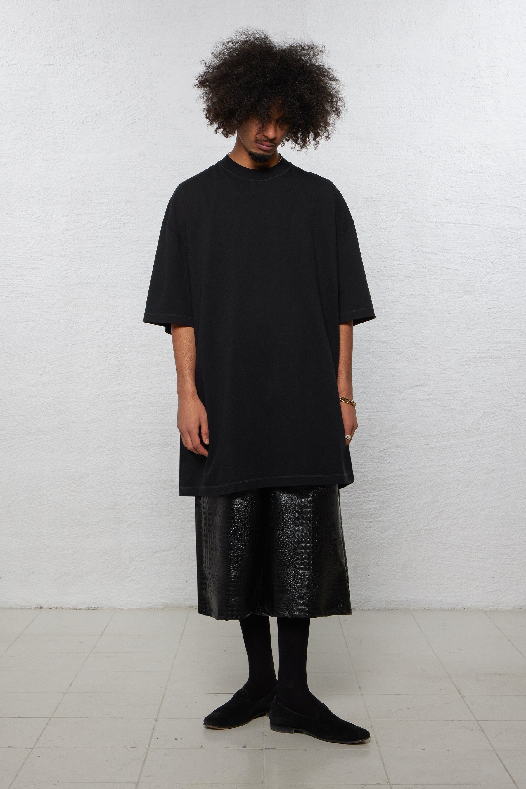 1313 SELAH / MASSIVO T BLACK