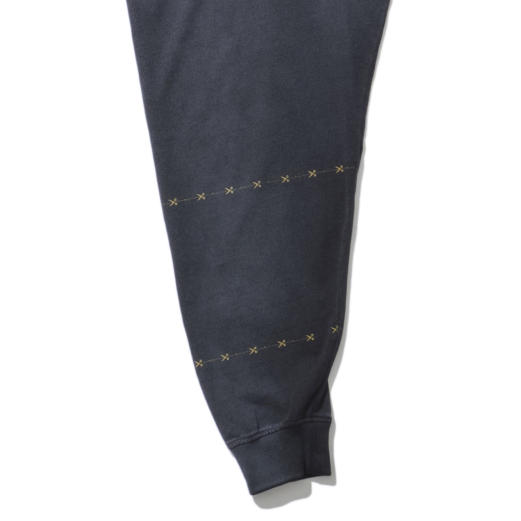 THE MAGUEY / CREW NECK WITH SLEEVES CUT WASHED BLACK