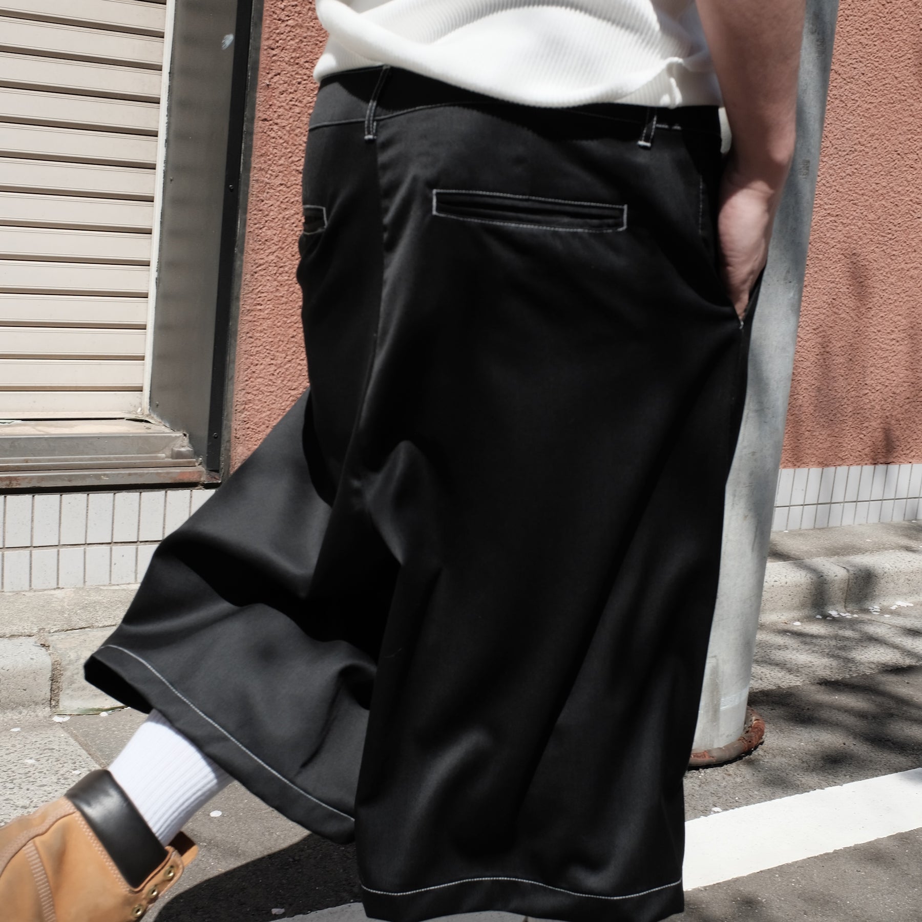 LUXENBURG / CHATEAU SHORT NIGHT BLACK