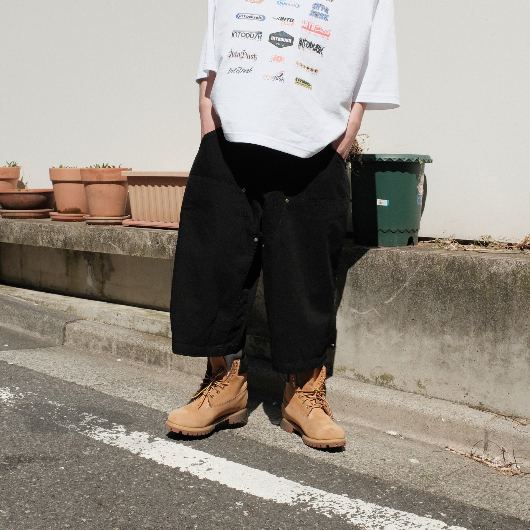INTODUSK / EDGE REINFORCED SHORTS BLACK