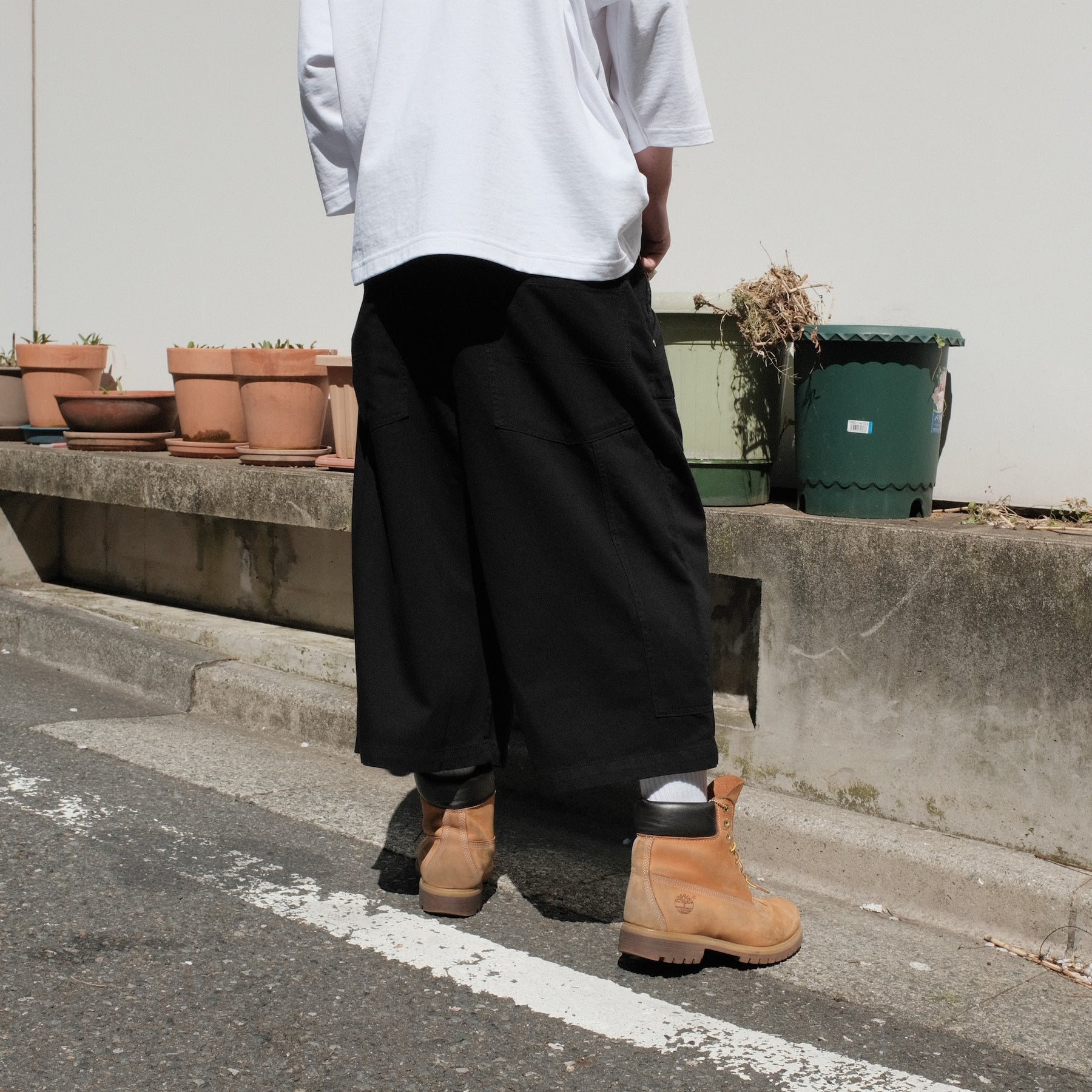 INTODUSK / EDGE REINFORCED SHORTS BLACK