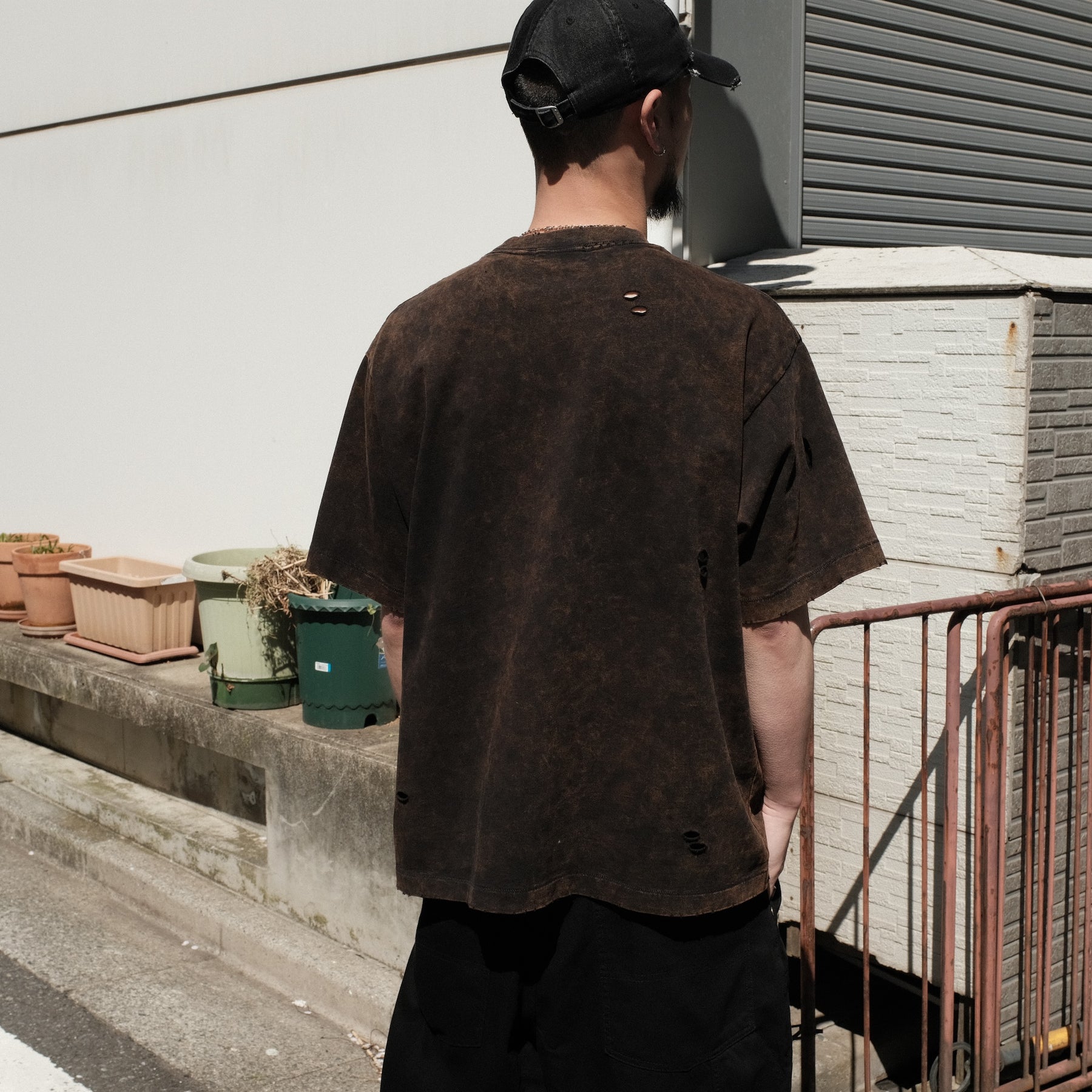 INTODUSK / INTIDUSK SMOKE T CHEMICAL WASH BLACK