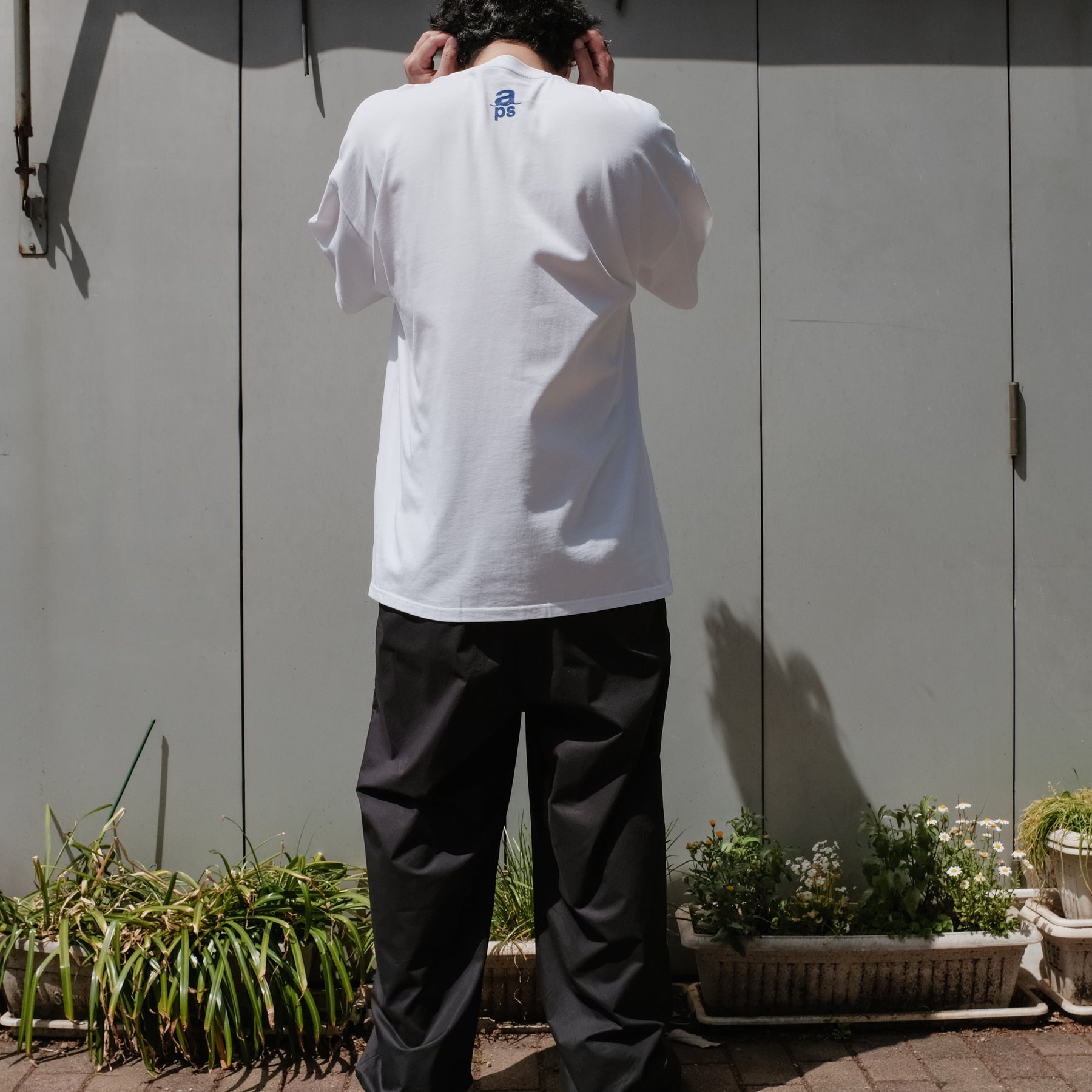 ARNOLD PARK STUDIOS / SHIPPING LOGO SS T WHITE