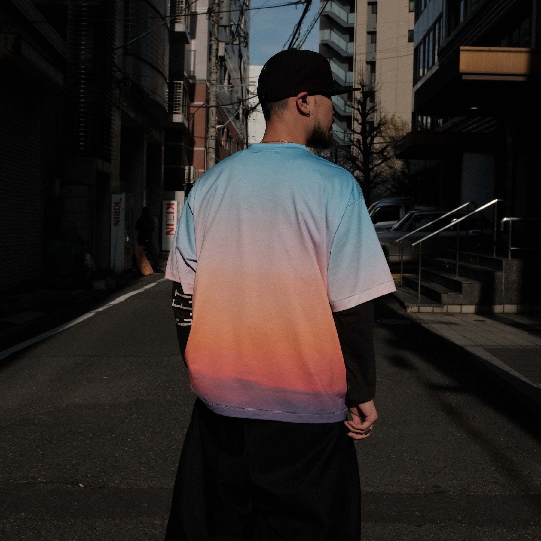 INTODUSK / DUSK GRADATION SS TEE BLUE GRADATION