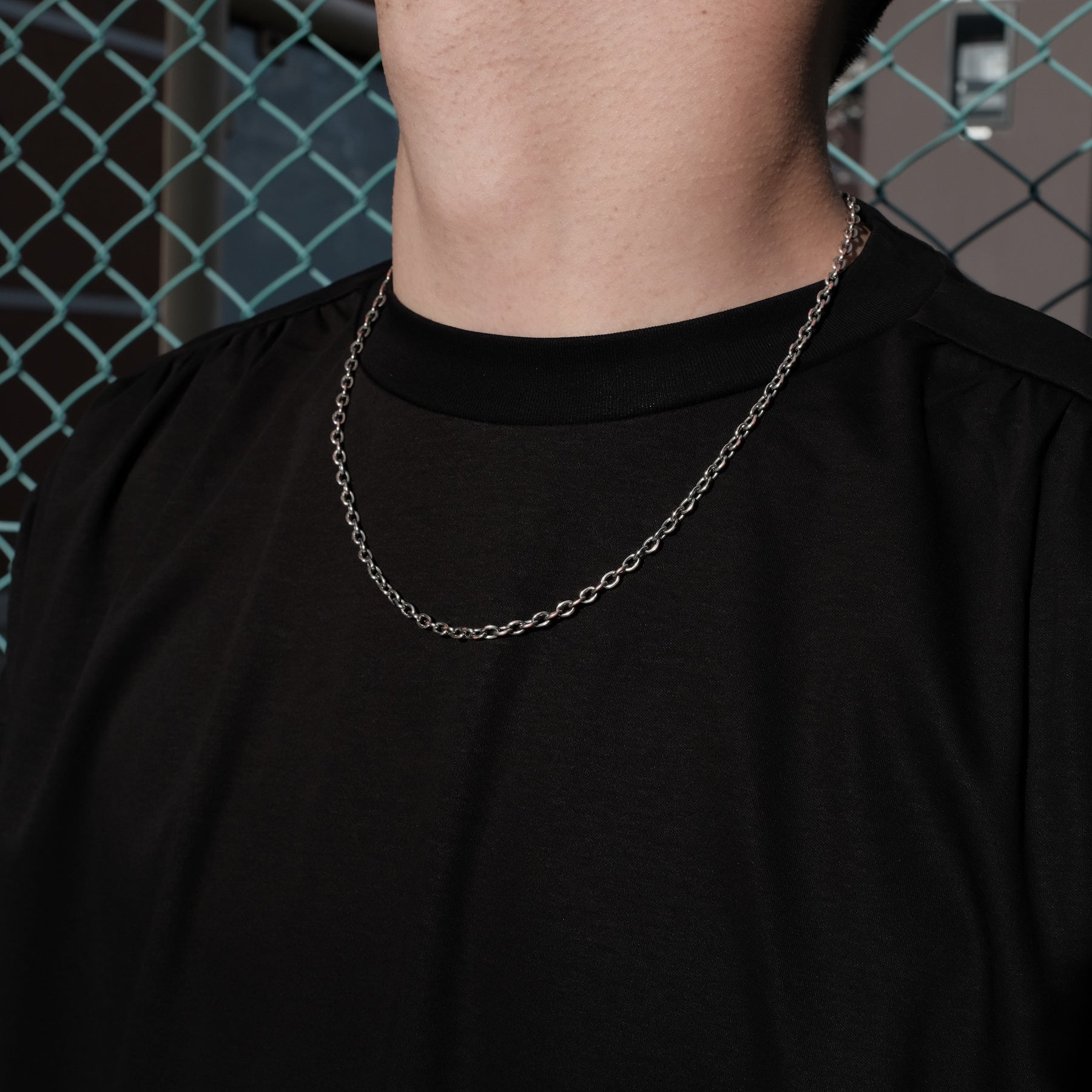 INTODUSK / SWELL OVER SS TEE BLACK