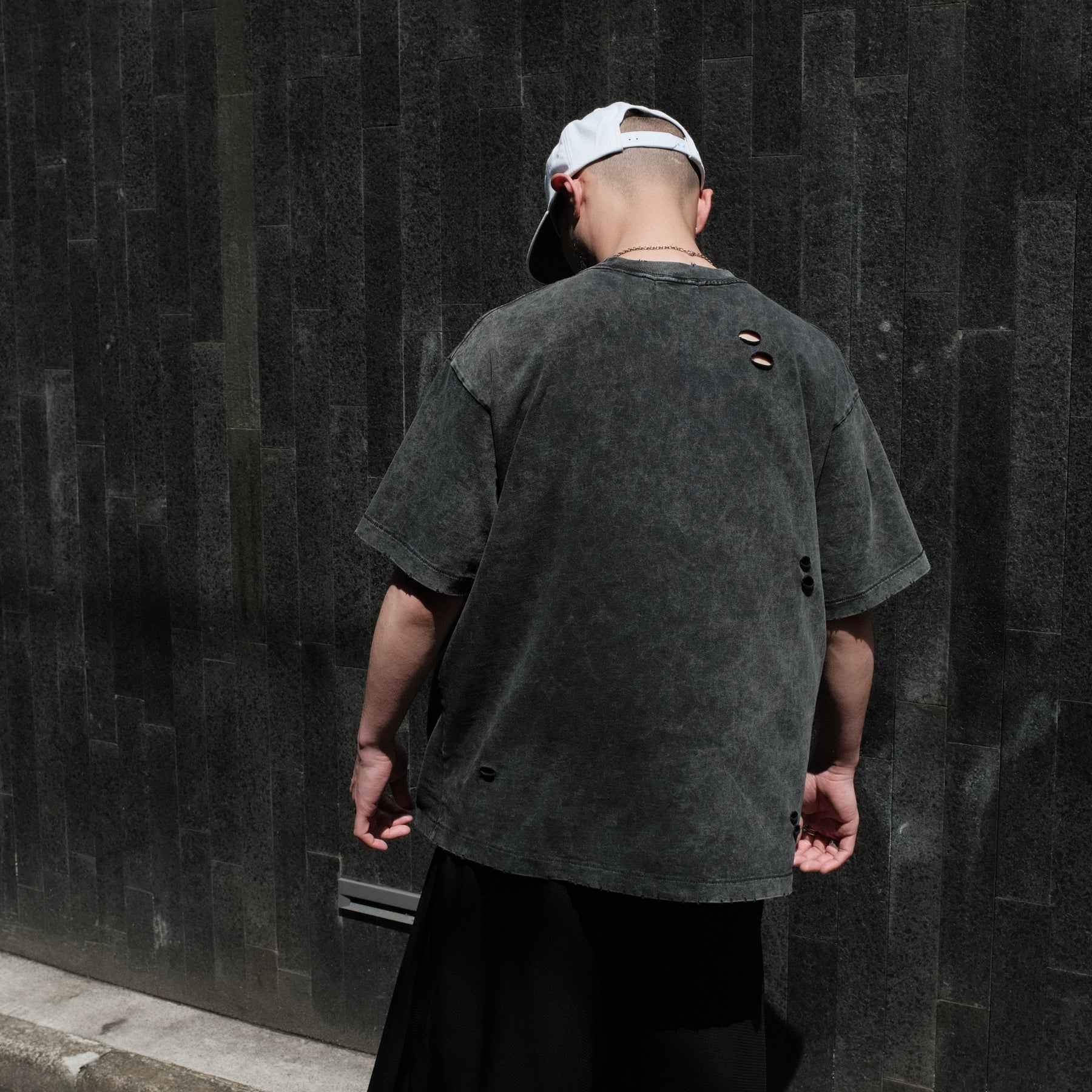 【CCTB Exclusive】INTODUSK / SCARY LOGO SS T WASHED BLACK