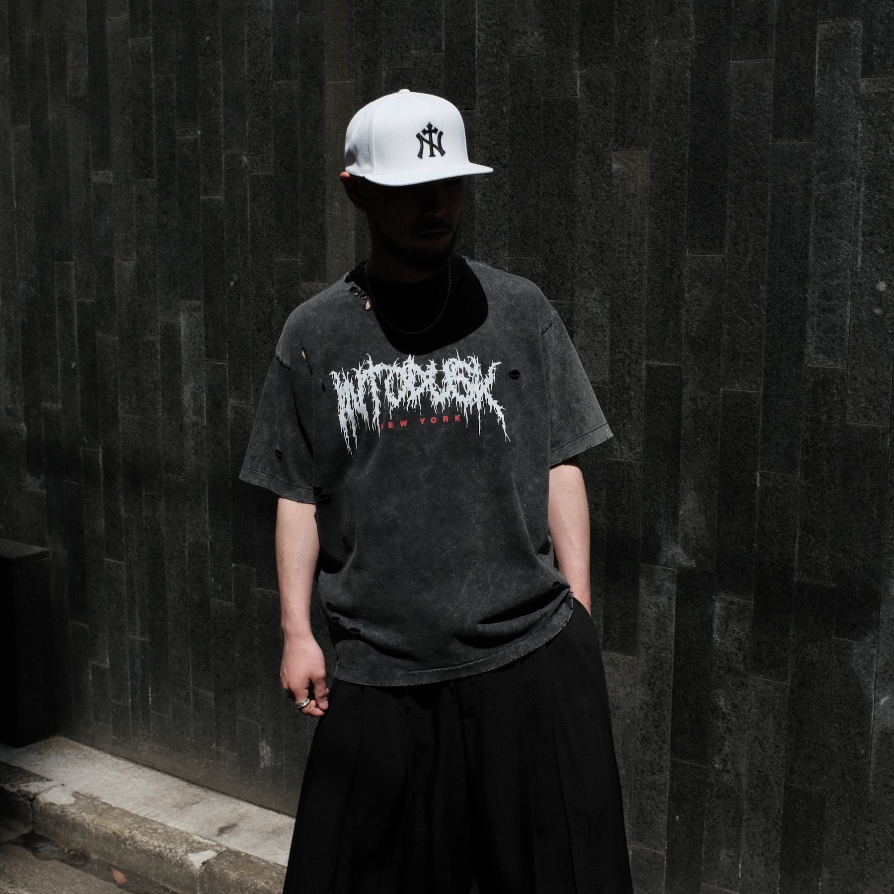 【CCTB Exclusive】INTODUSK / SCARY LOGO SS T WASHED BLACK