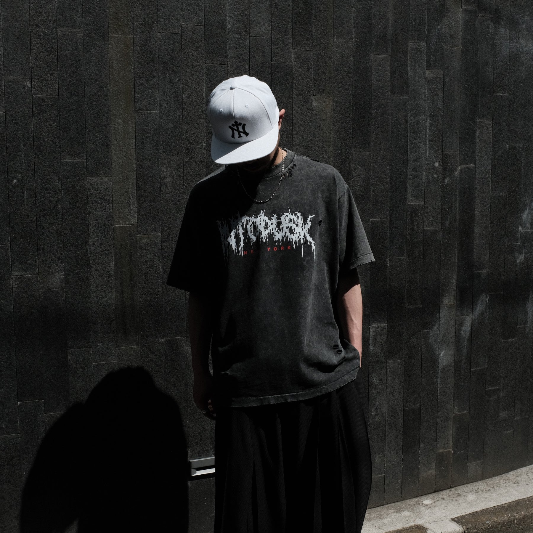【CCTB Exclusive】INTODUSK / SCARY LOGO SS T WASHED BLACK