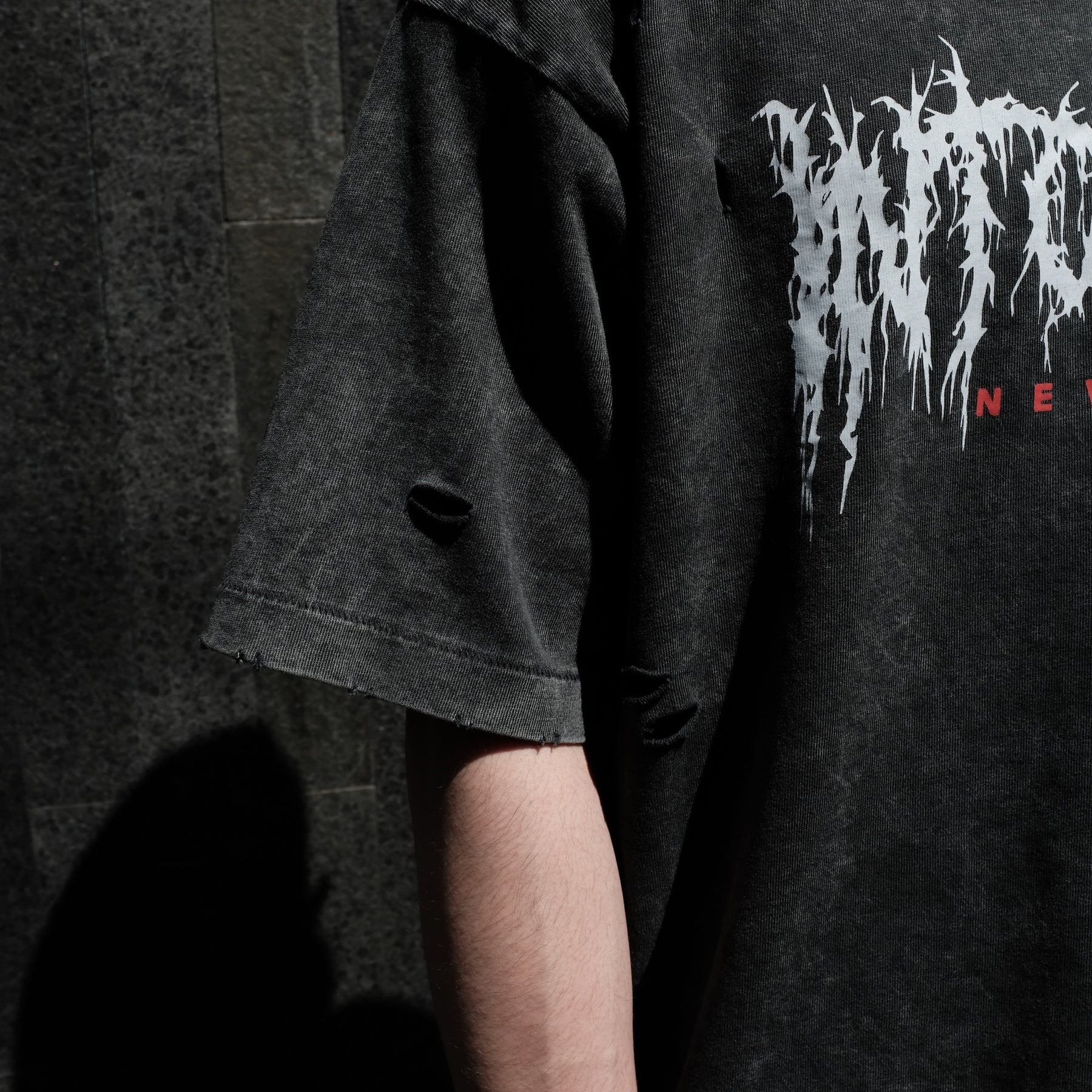 【CCTB Exclusive】INTODUSK / SCARY LOGO SS T WASHED BLACK