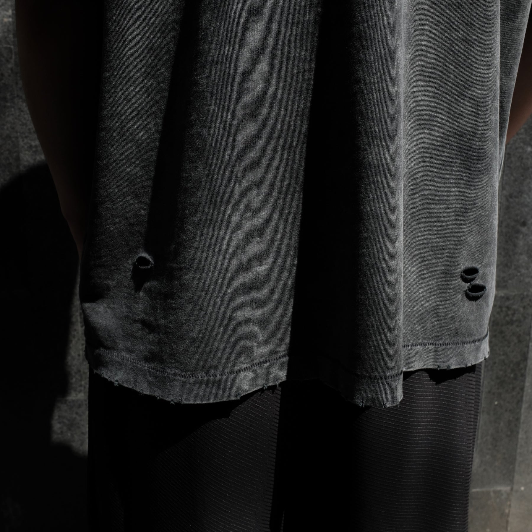 【CCTB Exclusive】INTODUSK / SCARY LOGO SS T WASHED BLACK