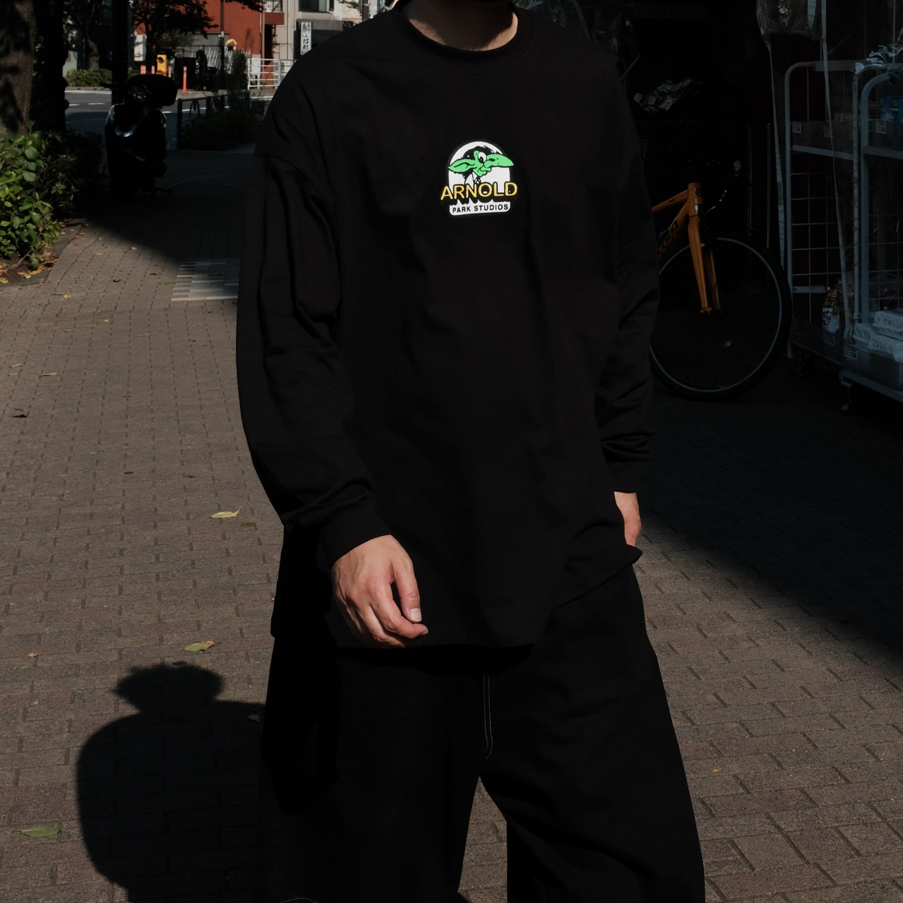 ARNOLD PARK STUDIOS / FAERIE LOGO LS T BLACK