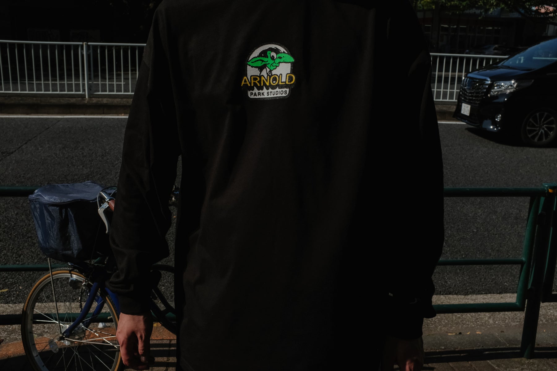 ARNOLD PARK STUDIOS / FAERIE LOGO LS T BLACK