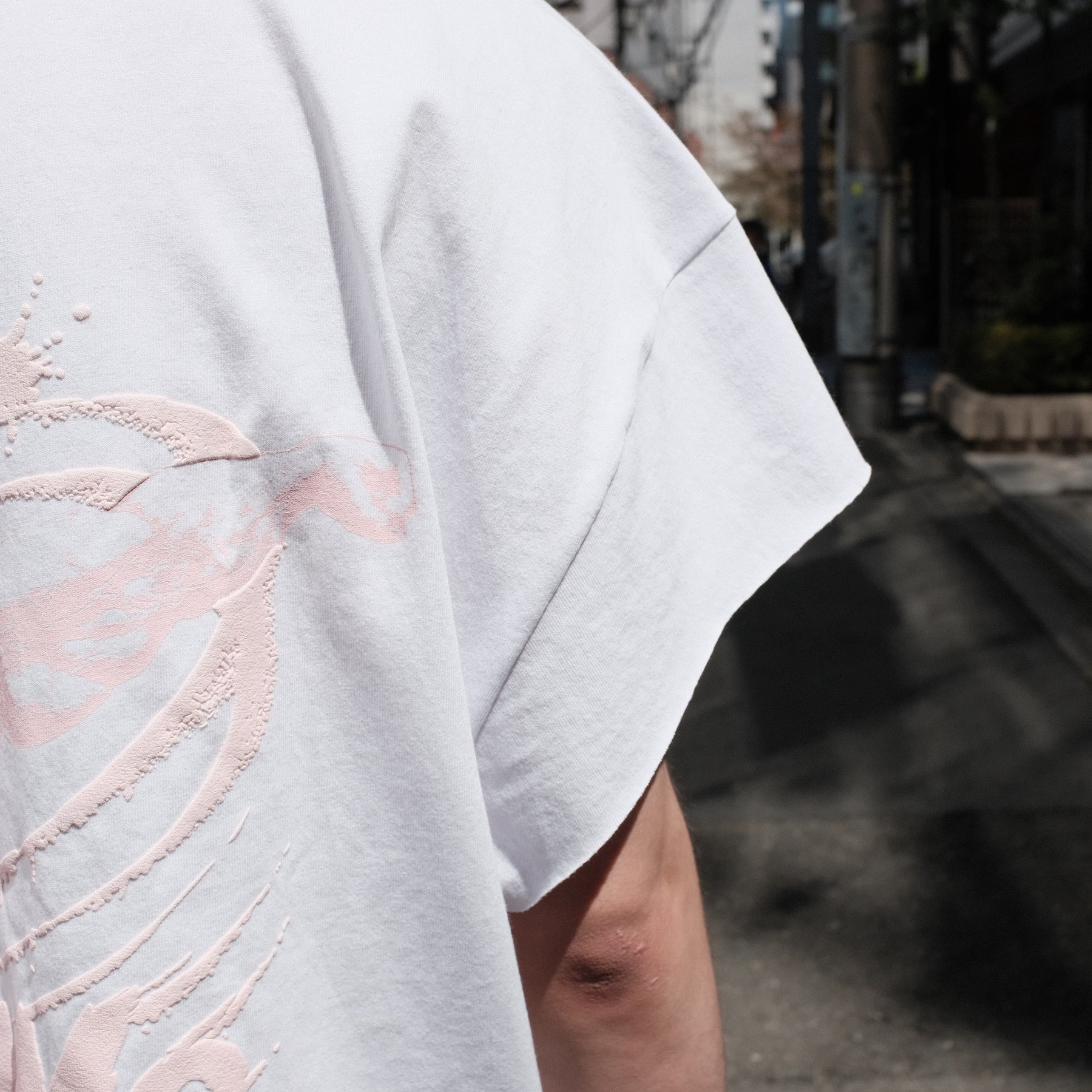 Y,IWO / “Totally Awesome” Cap Sleeve WHITE