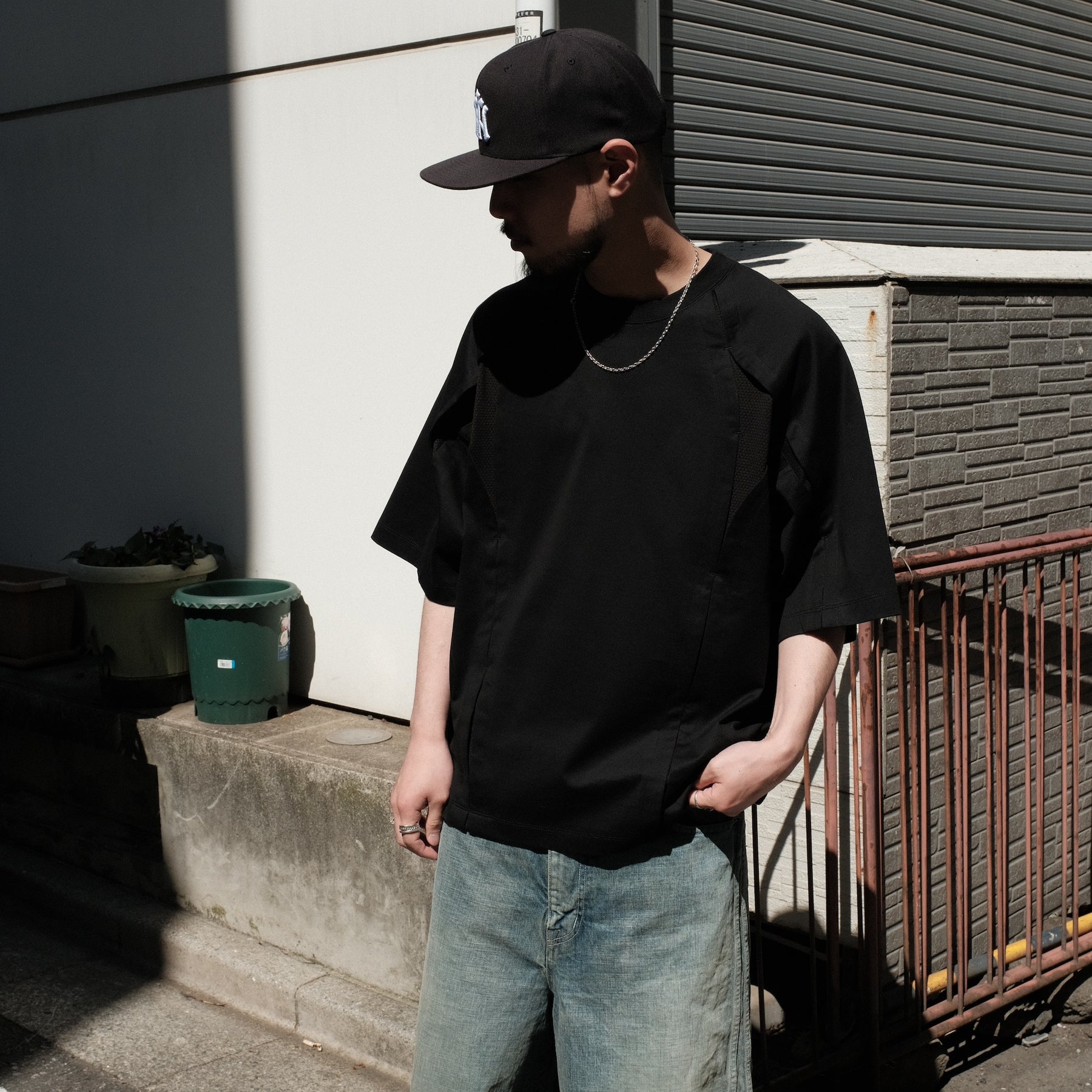 ROTOL / CROSS MESH TEE BLACK