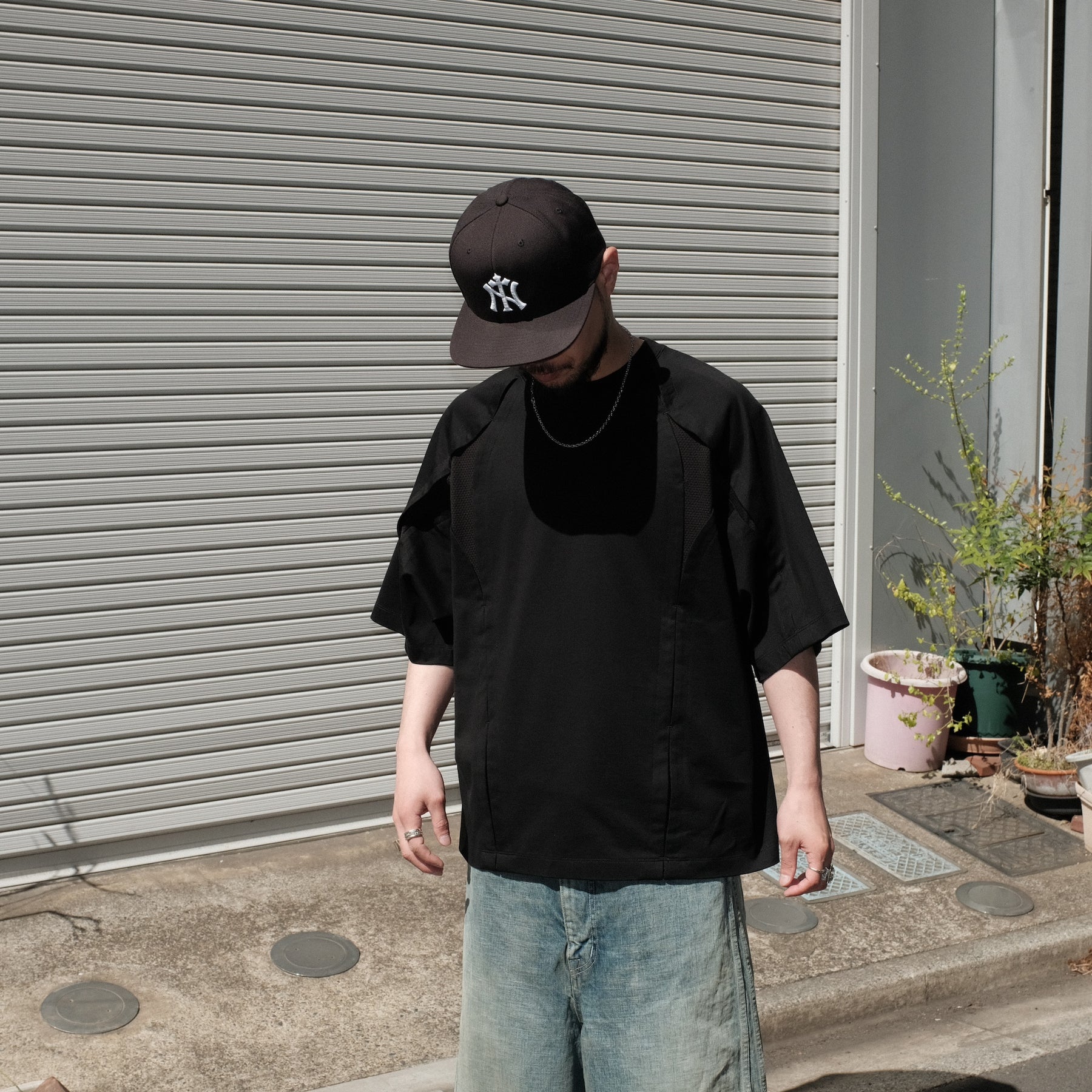 ROTOL / CROSS MESH TEE BLACK