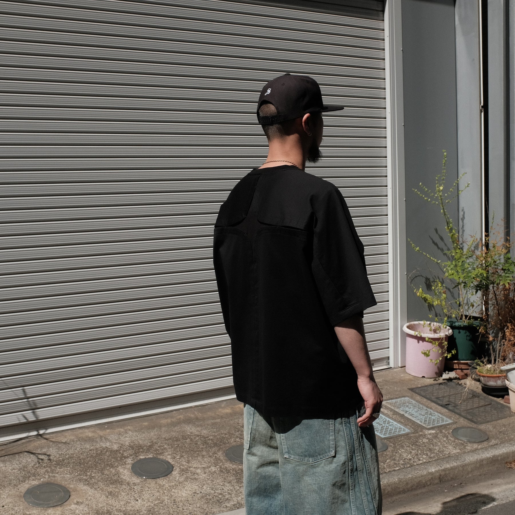 ROTOL / CROSS MESH TEE BLACK