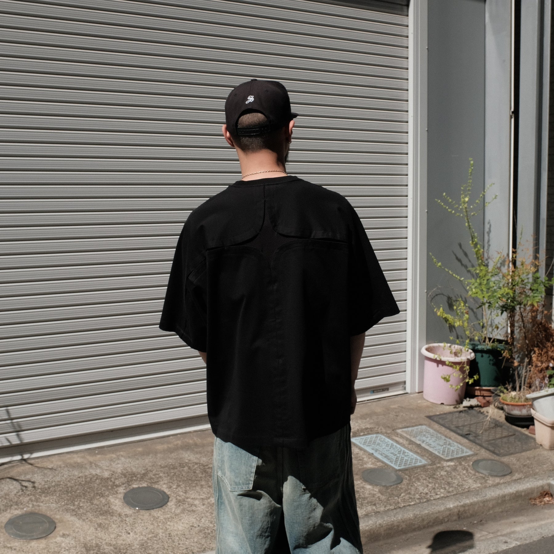 ROTOL / CROSS MESH TEE BLACK