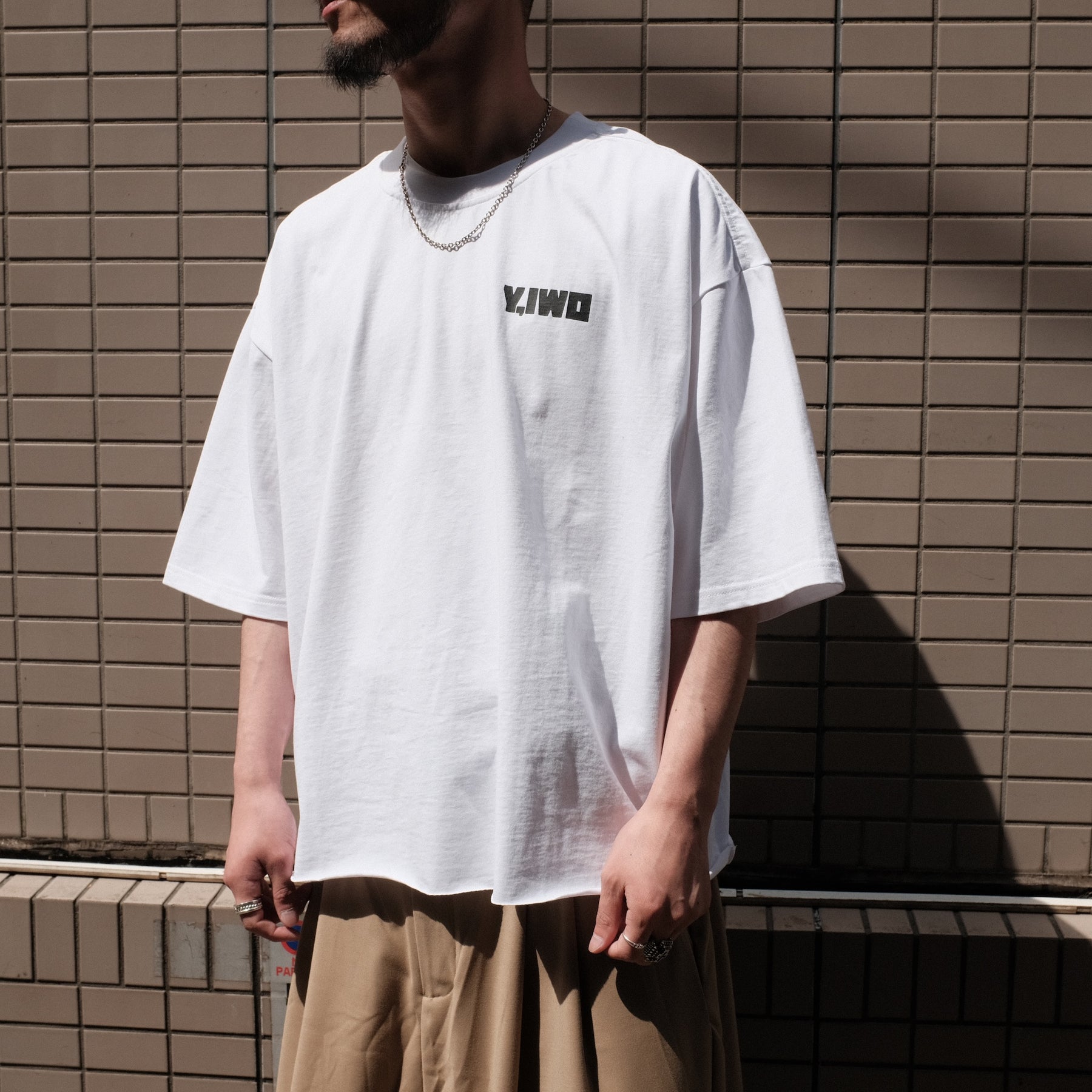 <span style="color: #f50b0b;">Last One</span> Y,IWO / Hardwear Cropped Tee WHITE
