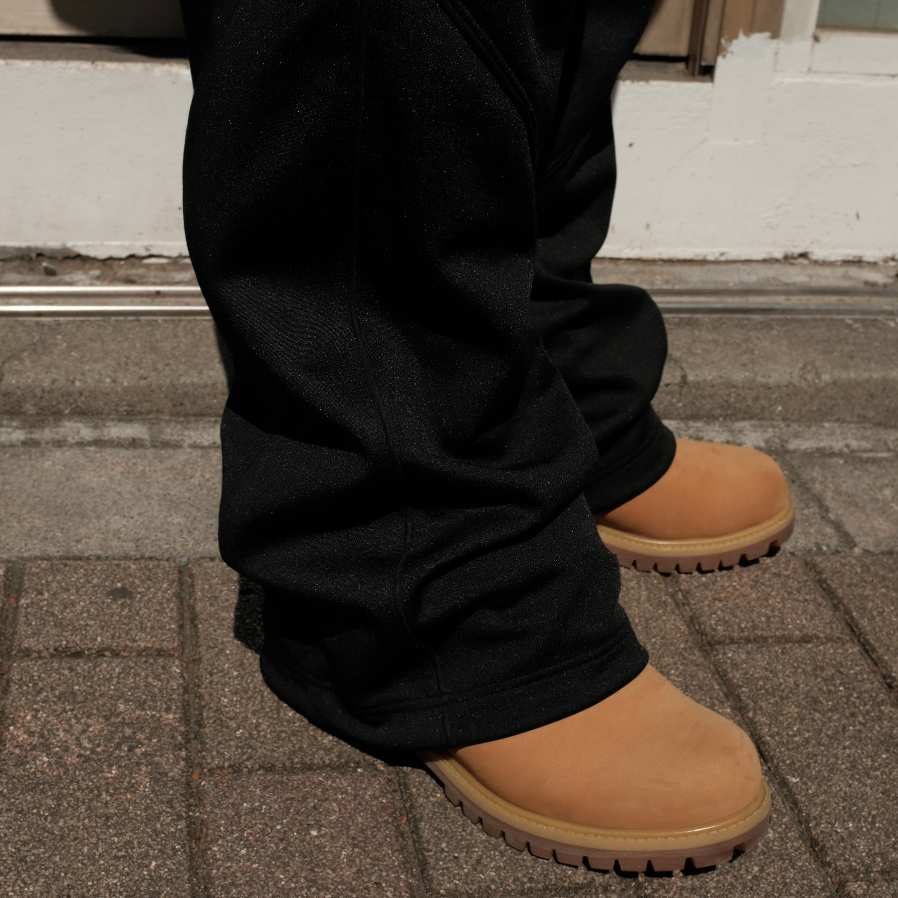 <span style="color: #f50b0b;">Last One</span>
INTODUSK / TRACK PANTS BLACK