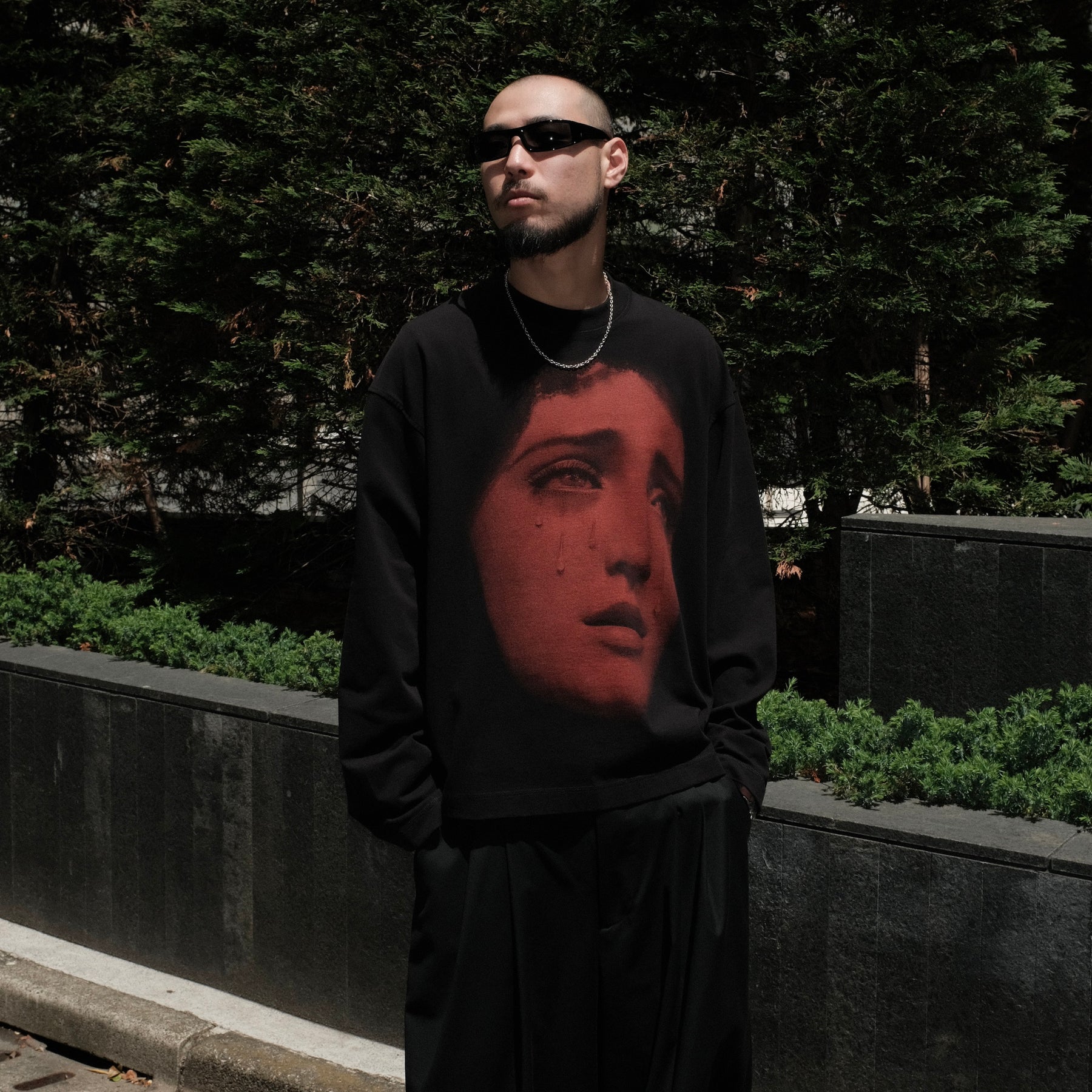 <span style="color: #f50b0b;">Last One</span>
1313 SELAH / VIRGEN MARIA LONGSLEEVE BLACK