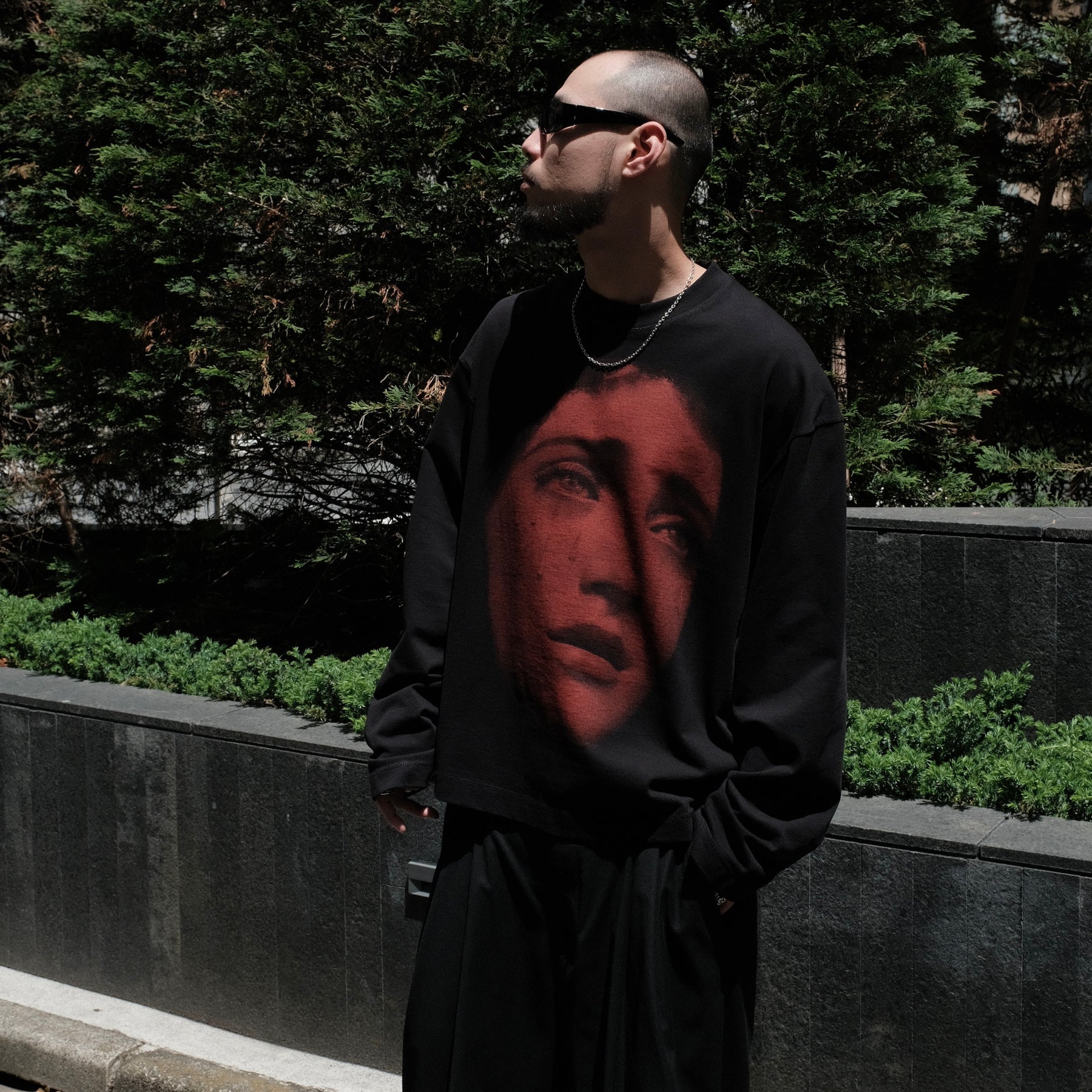 <span style="color: #f50b0b;">Last One</span>
1313 SELAH / VIRGEN MARIA LONGSLEEVE BLACK