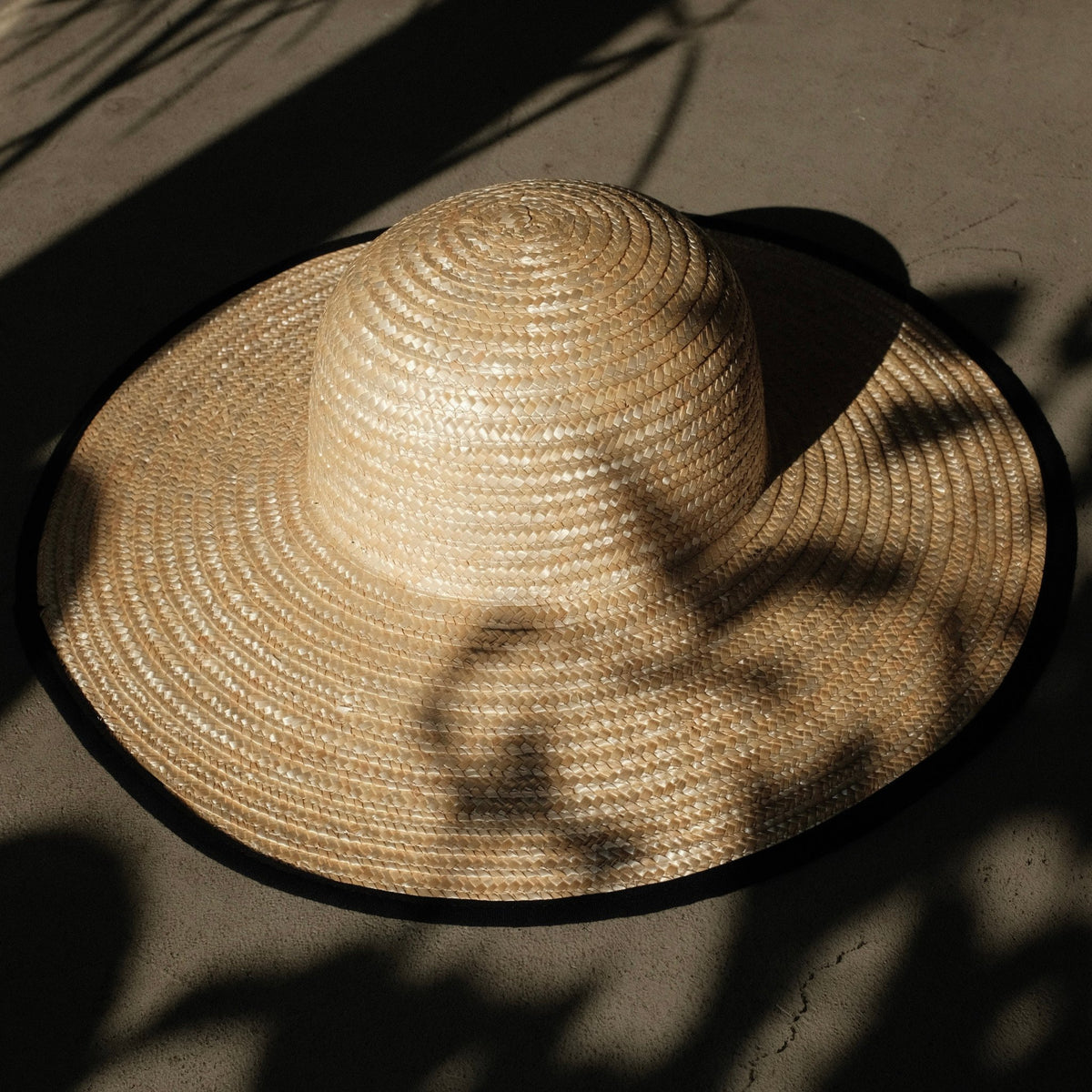 <span style="color: #ff2a00;">Last One</span> SOWBOW / BELL SHAPE KASA "MUGIWARA" HAT