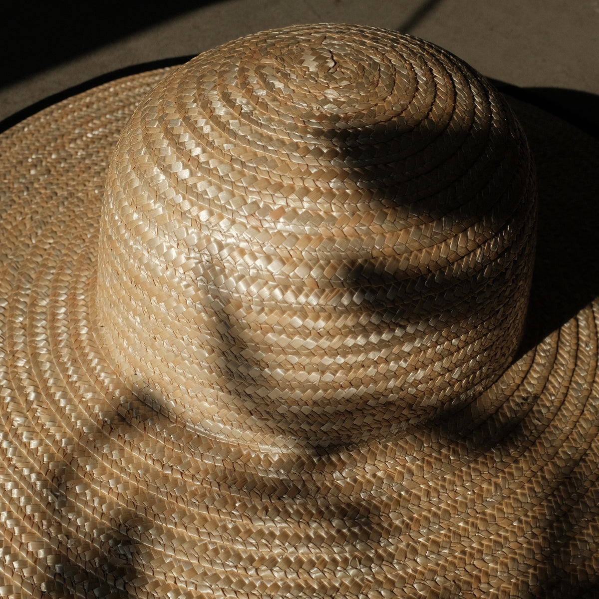 <span style="color: #ff2a00;">Last One</span> SOWBOW / BELL SHAPE KASA "MUGIWARA" HAT