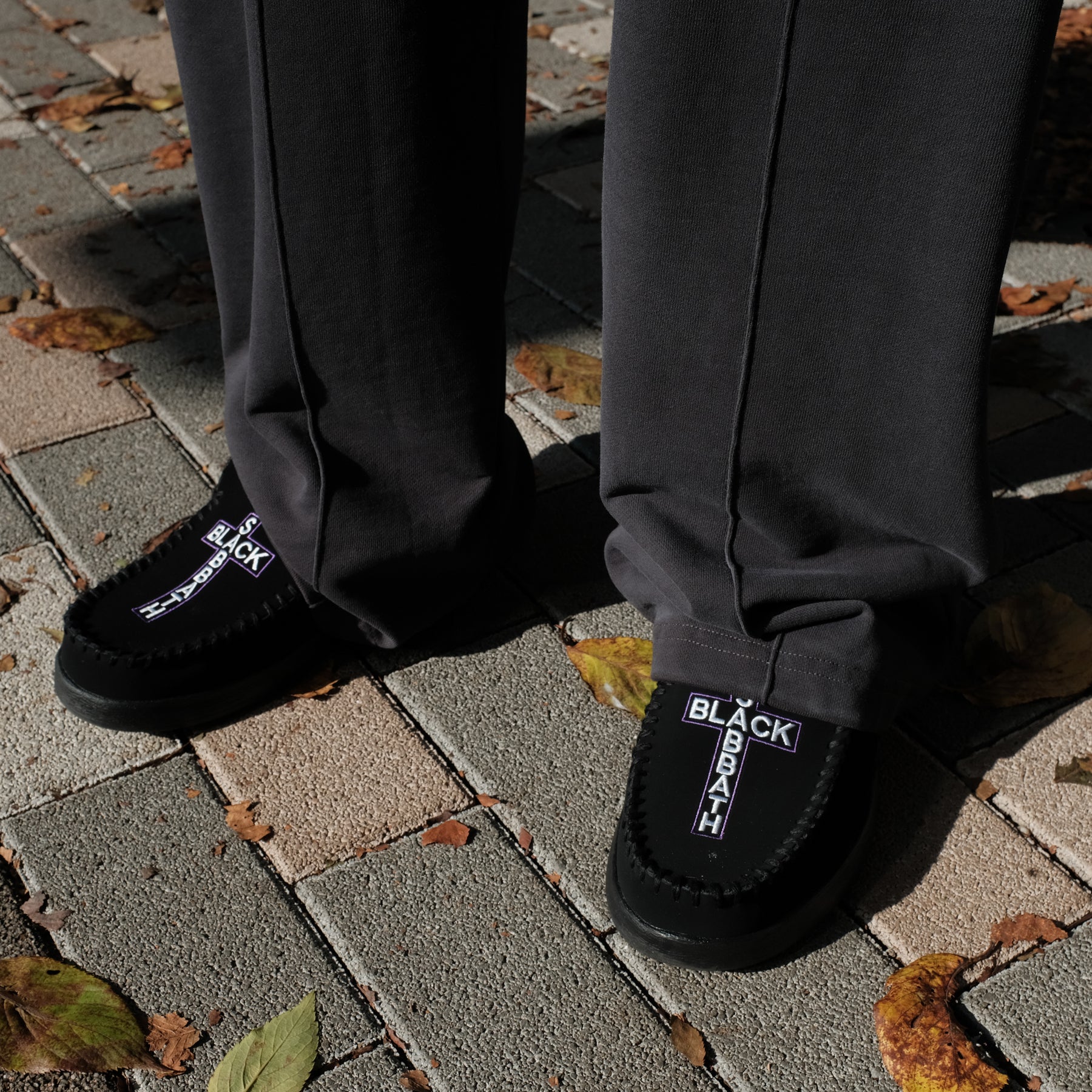 <span style="color: #f50b0b;">Last One</span> WILLY CHAVARRIA / PINTUCK SWEAT PANTS CHEMICAL BLACK