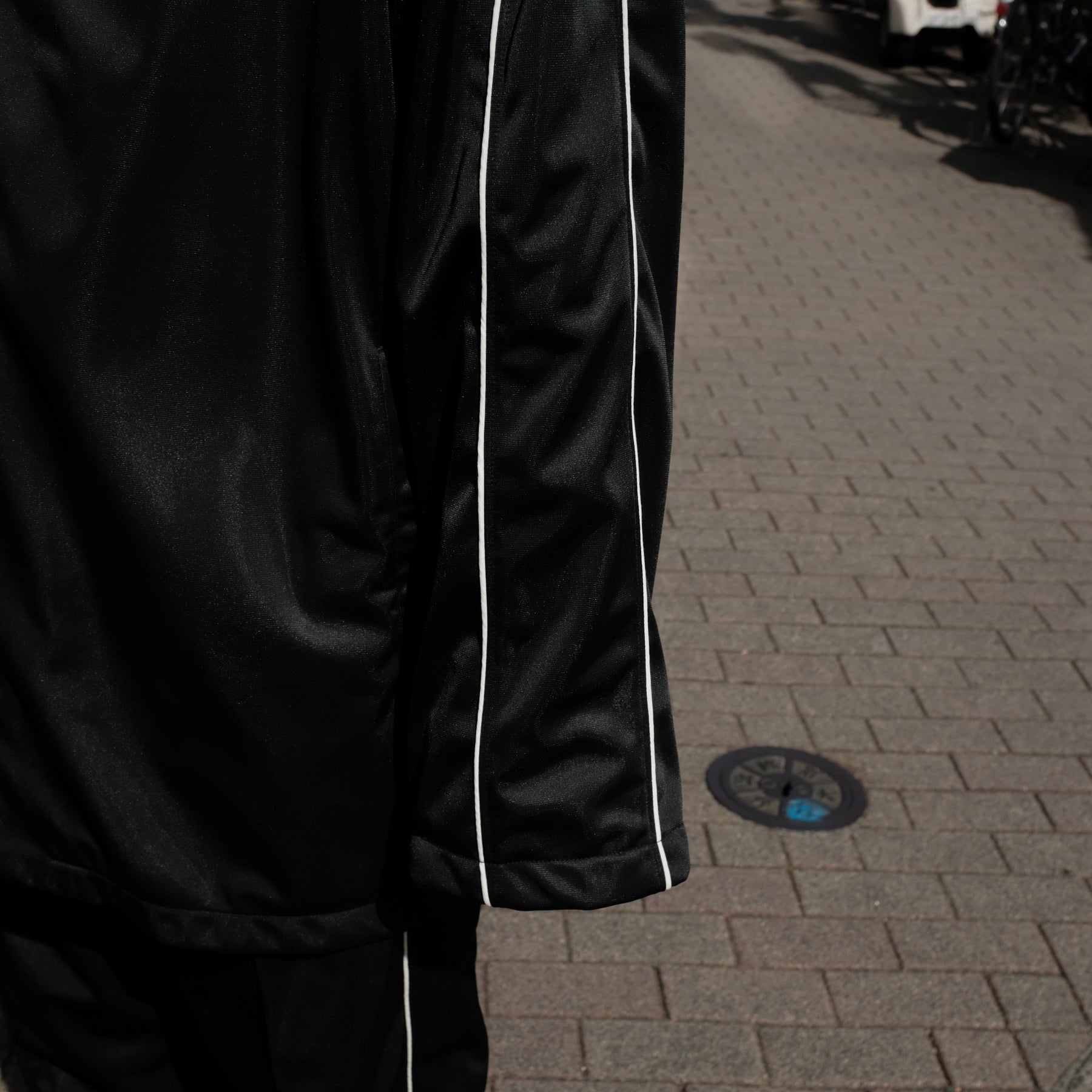 WILLY CHAVARRIA / MONSTER PUFFER TRACK JACKET BLACK