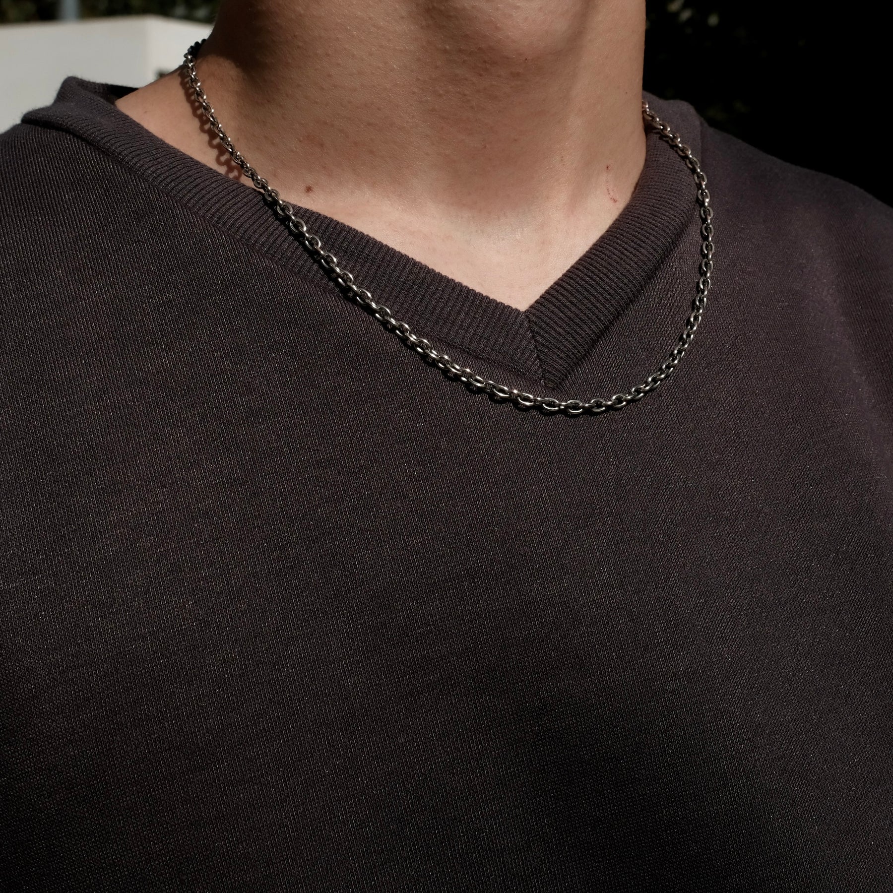 <span style="color: #f50b0b;">Last One</span> INTODUSK / OVERSIZED V NECK AFTER DARK