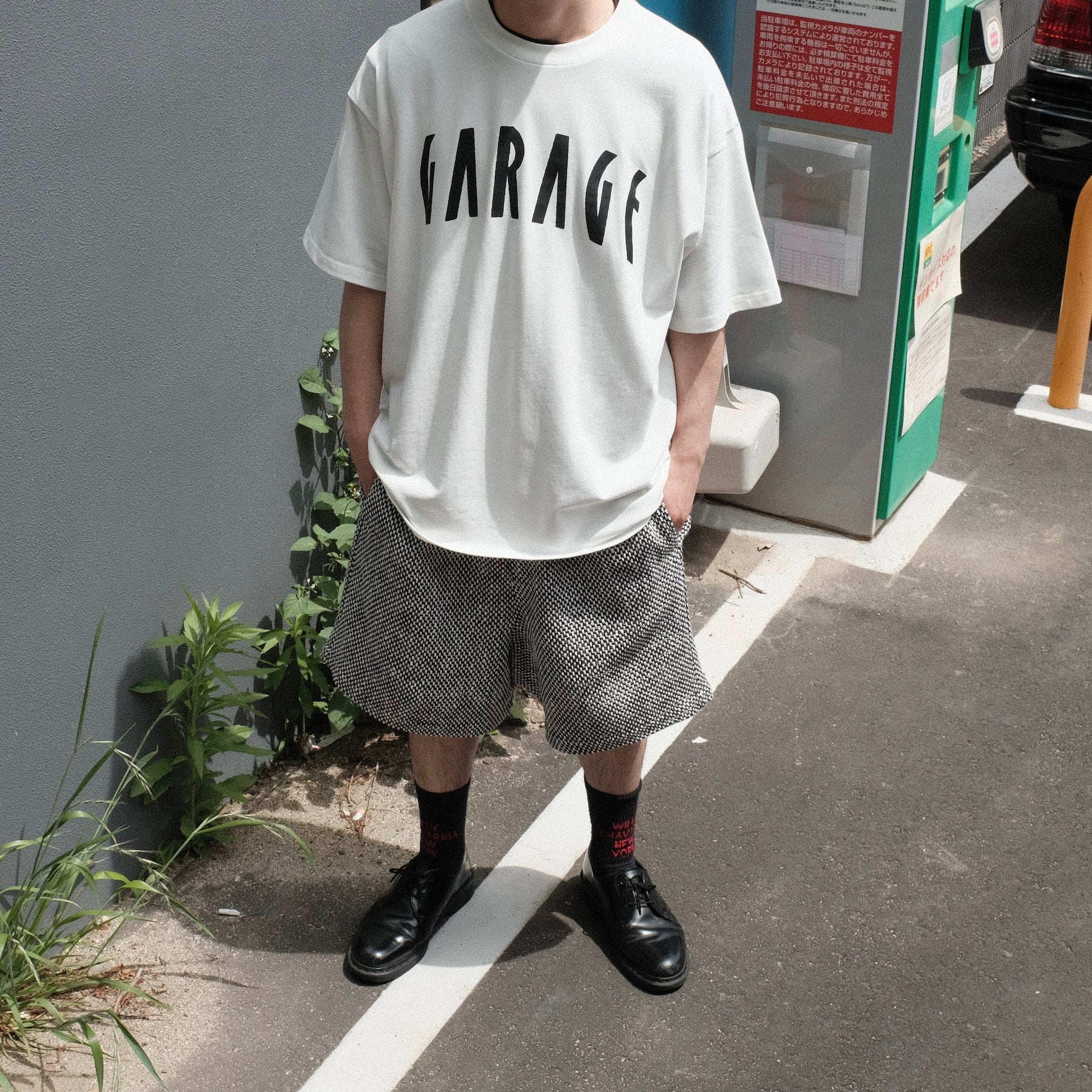 <span style="color: #f50b0b;">Last One</span> Acy / GARAGE TEE WHITE