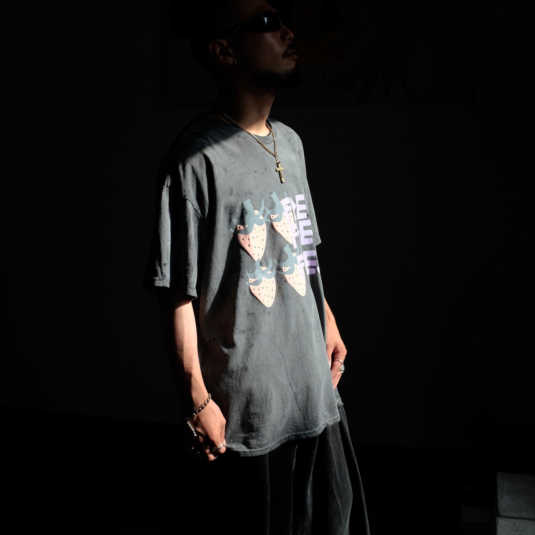 <span style="color: #ff2a00;">Last One</span> WESTFALL / FRESH MULTI BERRY T-SHIRT SS CHARCOAL