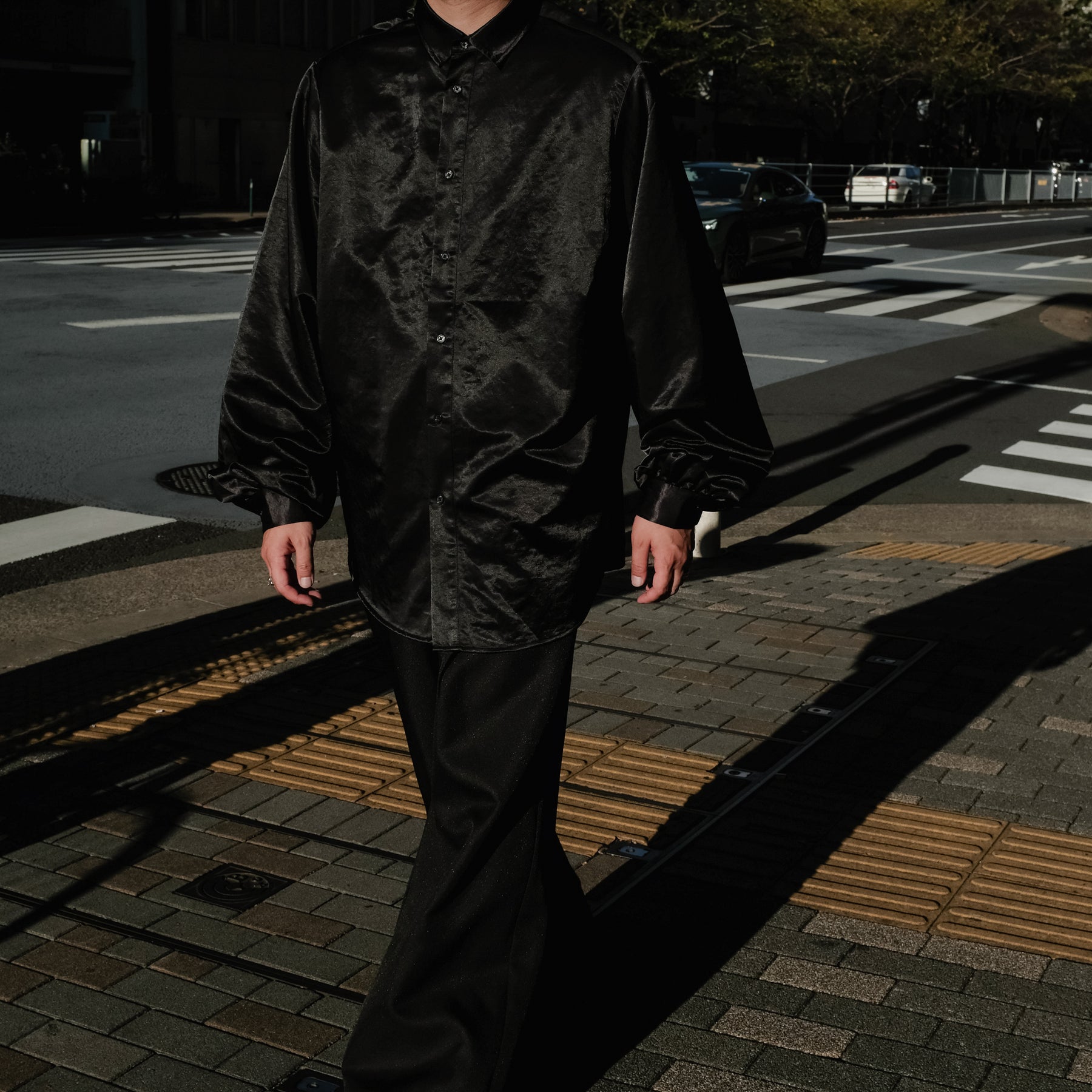 <span style="color: #ff2a00;">Last One</span> WILLY CHAVARRIA / SATIN DRESS SHIRTS BLACK