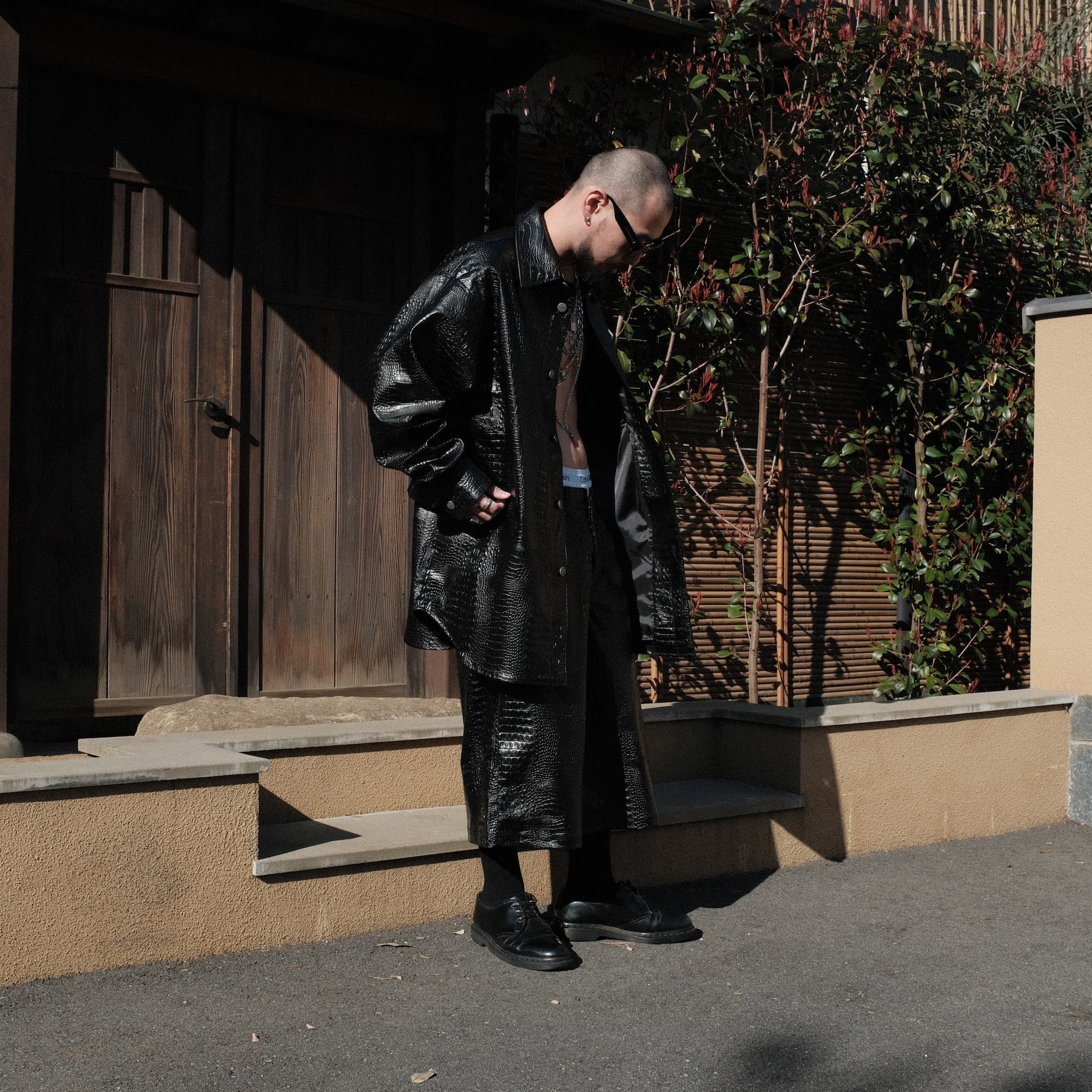 1313 SELAH / LUCA FAUX CROCODILE SHORTS BLACK