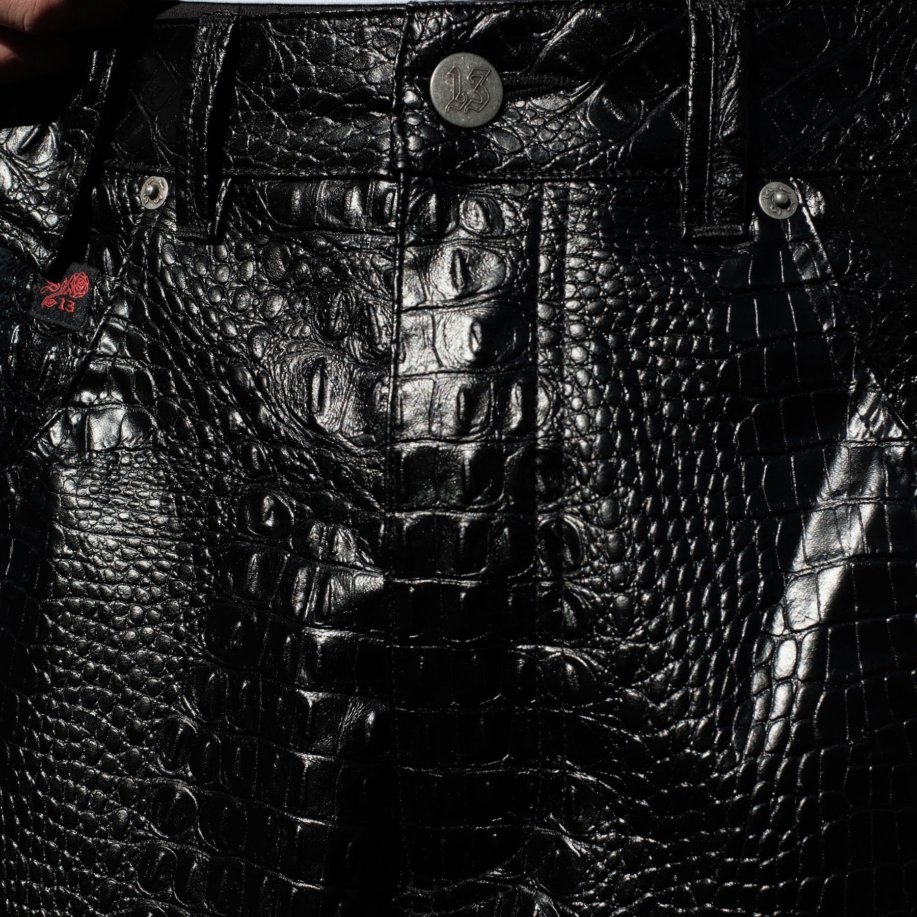 1313 SELAH / LUCA FAUX CROCODILE SHORTS BLACK