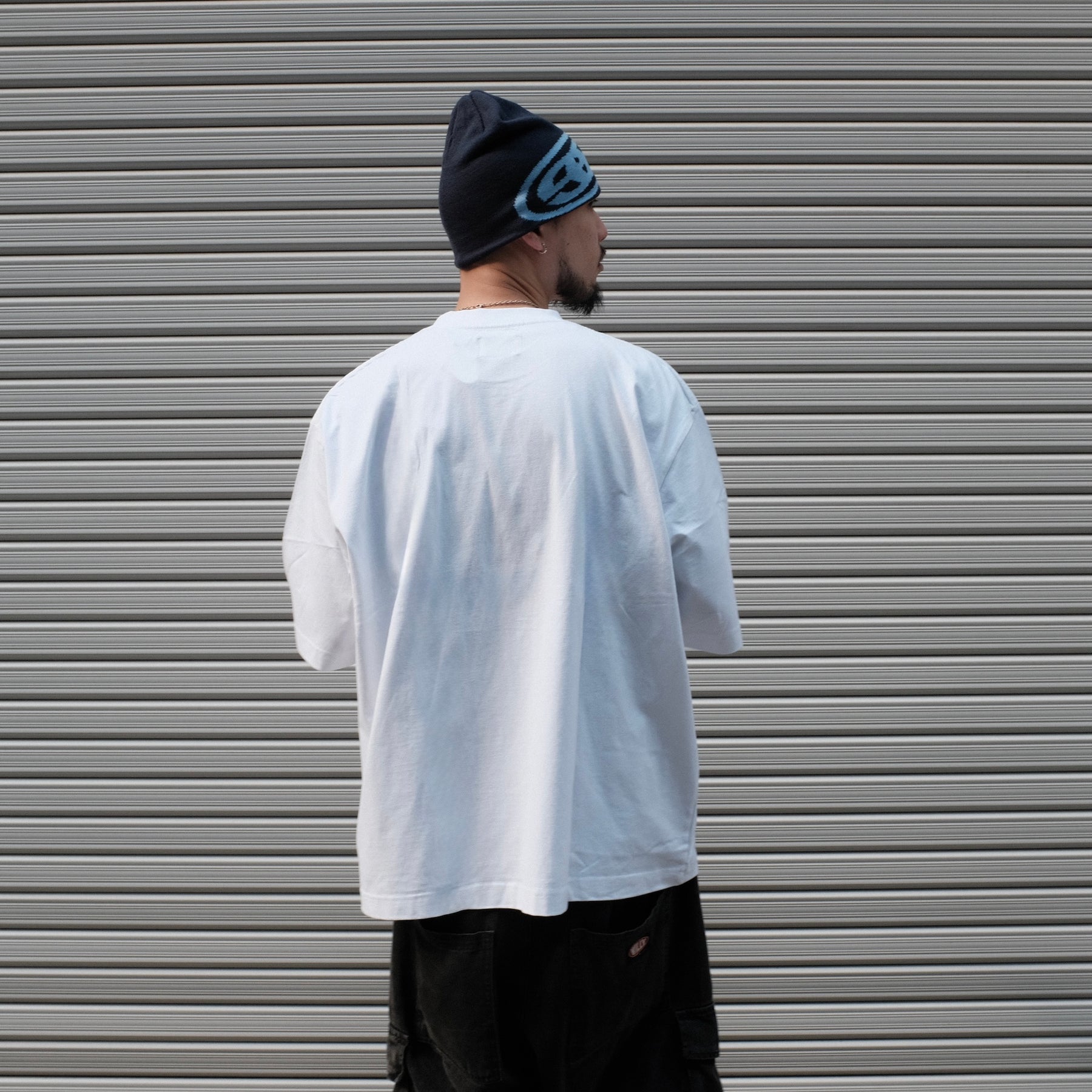 <span style="color: #f50b0b;">Last One</span> EMPORIUM / OVERLAP LOGO BEANIE NAVY