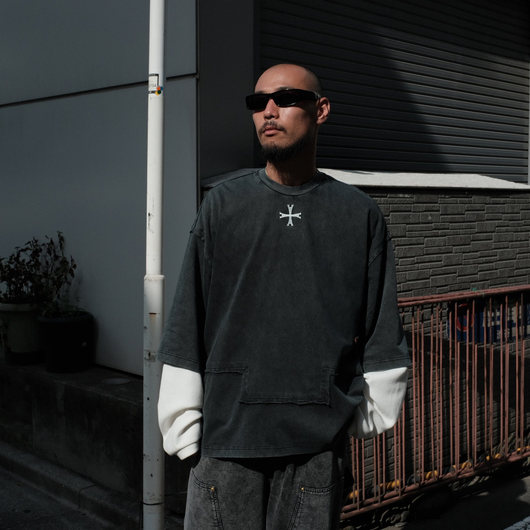 LUXENBURG / LS CASTLE TEE - LAYERED WAFFLE AGED BLACK