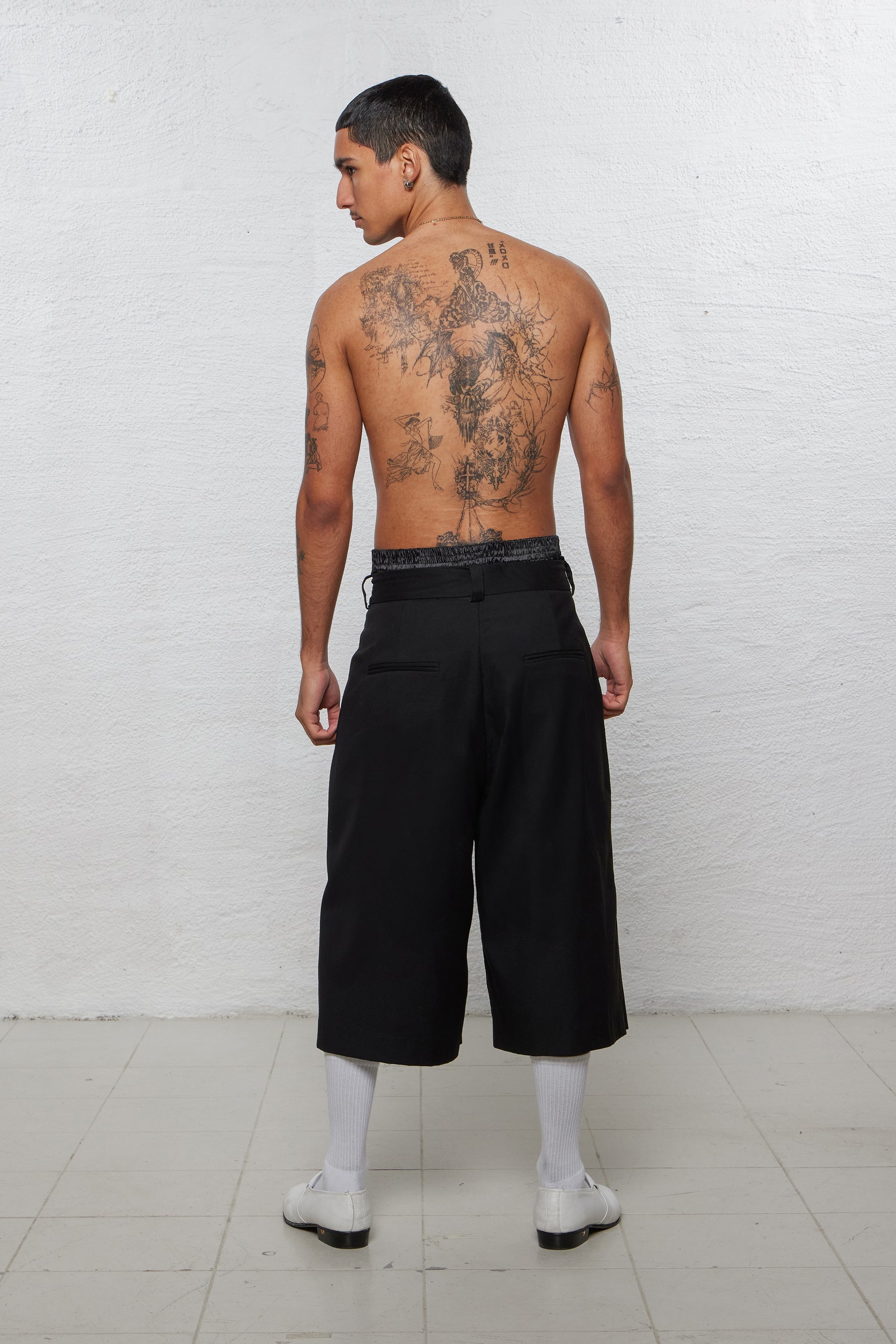 1313 SELAH / JUAN SUIT SHORTS BLACK