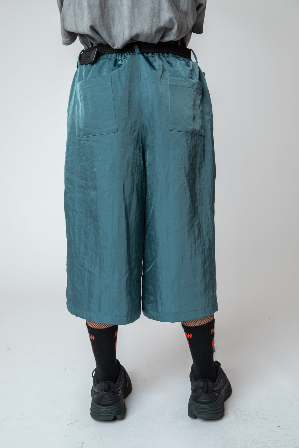<span style="color: #ff2a00;">Last One</span> WESTFALL / TRIPLE ZIP POCKET 3/4 PANT BLUE