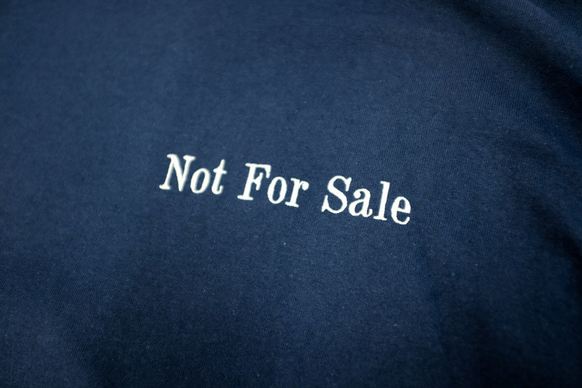 CCTB / NOT FOR SALE T Community Center Tokyo Branch初のオリジナルアイテム。某ボディのHeritage 7oz. Jersey T-Shirtを使用。胸に「Not For Sale」の刺繍。NAVYボディにはWHITEで施しています。刺繍画像。