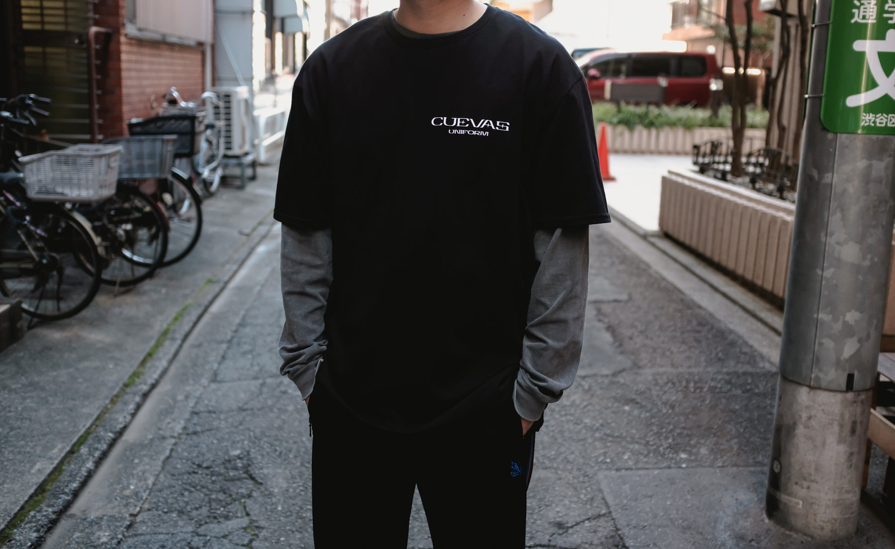CUEVAS UNIFORM / COMMUNITY CENTER TOKYO BRANCH TEE