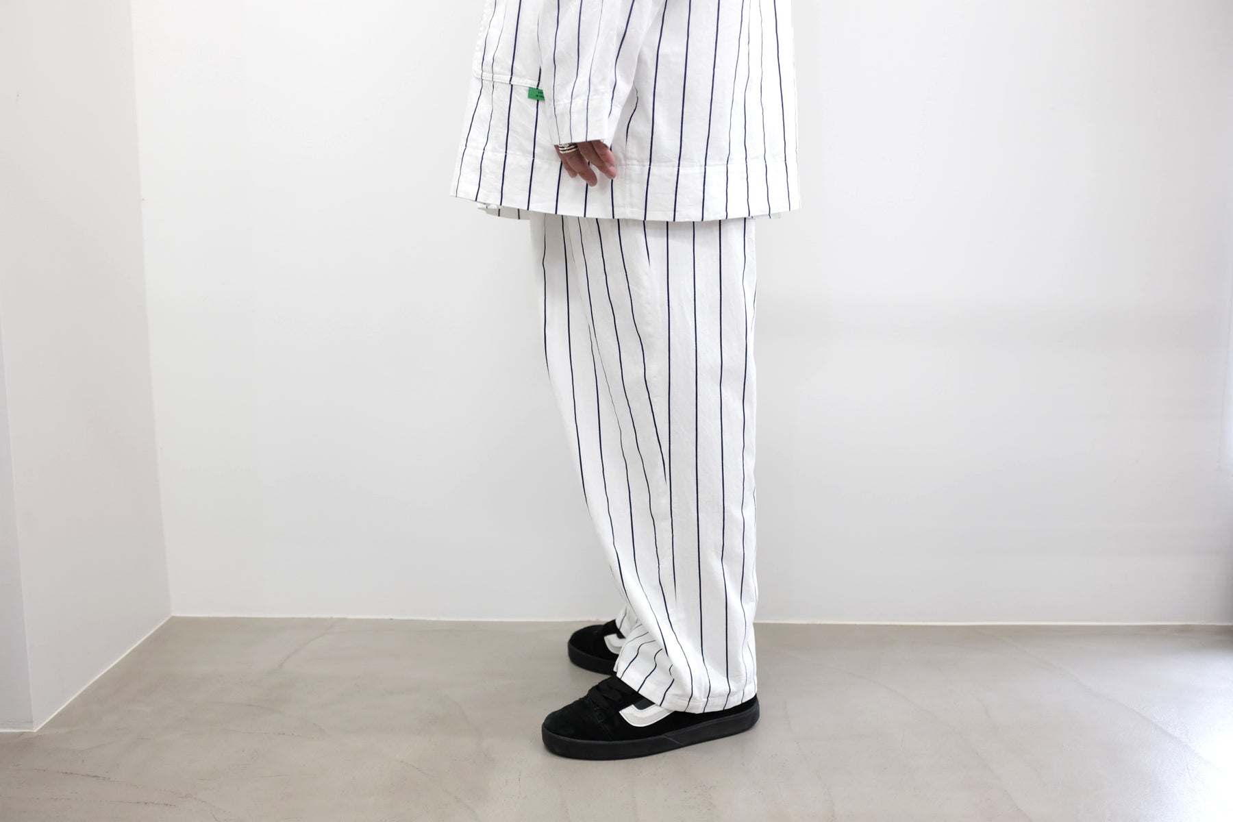 <span style="color: #f50b0b;">Last One</span> WILLY CHAVARRIA / GONZALES TROUSER WHITE