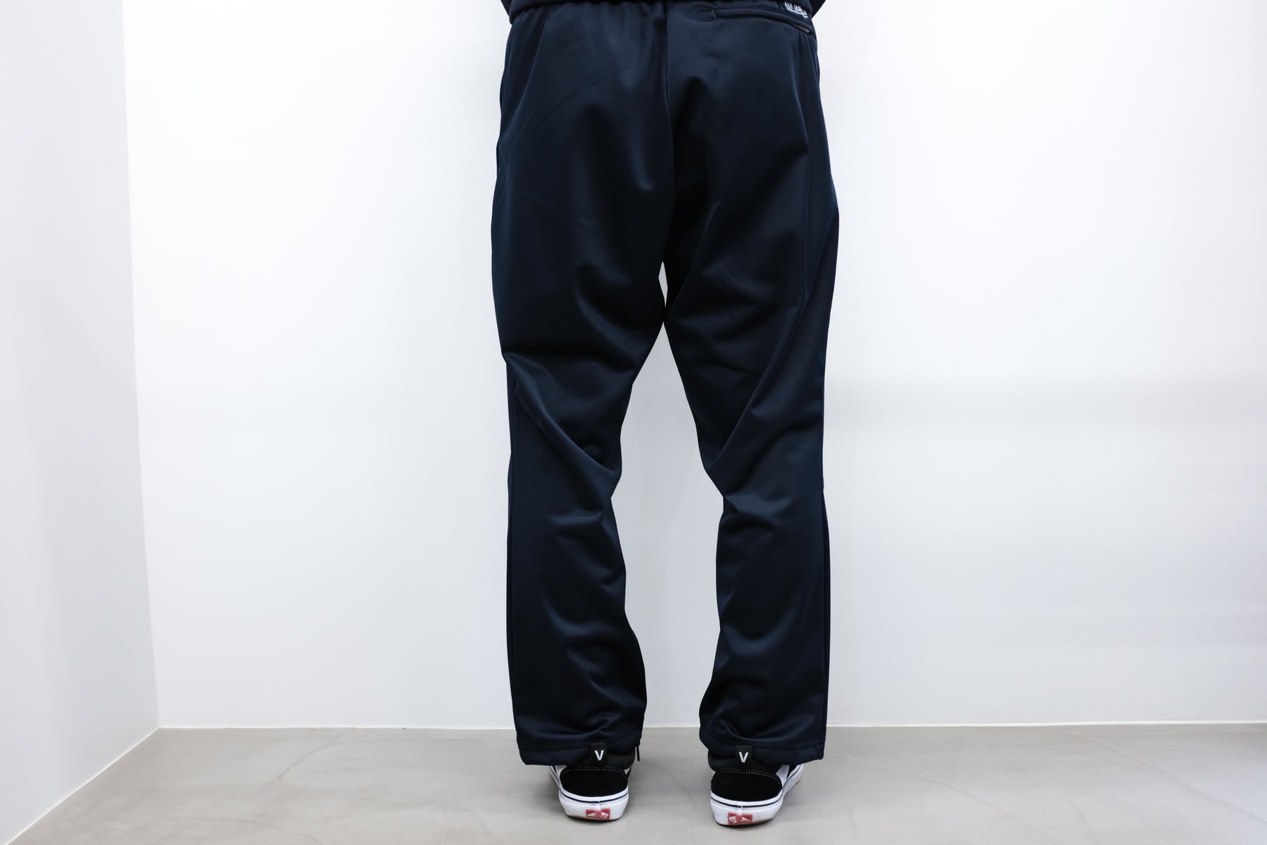 <span style="color: #f50b0b;">Last One</span> WILLY CHAVARRIA / BOOGIE NIGHT TRACK PANT NAVY