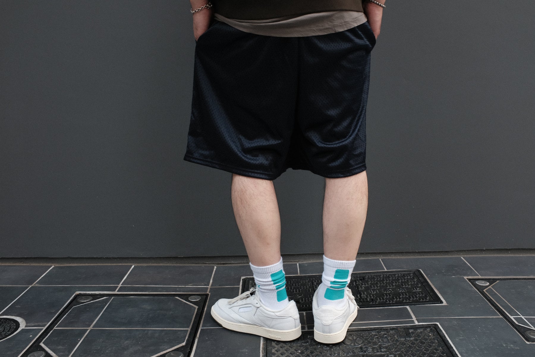 <span style="color: #ff2a00;">Last One</span> 
CHAMPION  / 3.7oz Long Mesh Short With Pockets NAVY