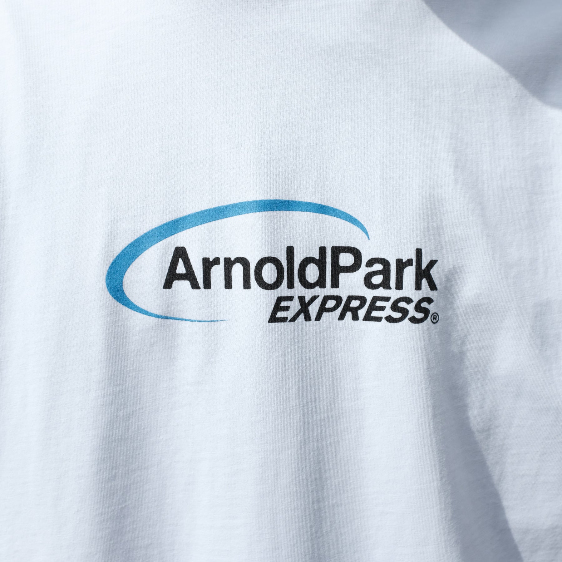ARNOLD PARK STUDIOS / EXPRESS LOGO LS T WHITE